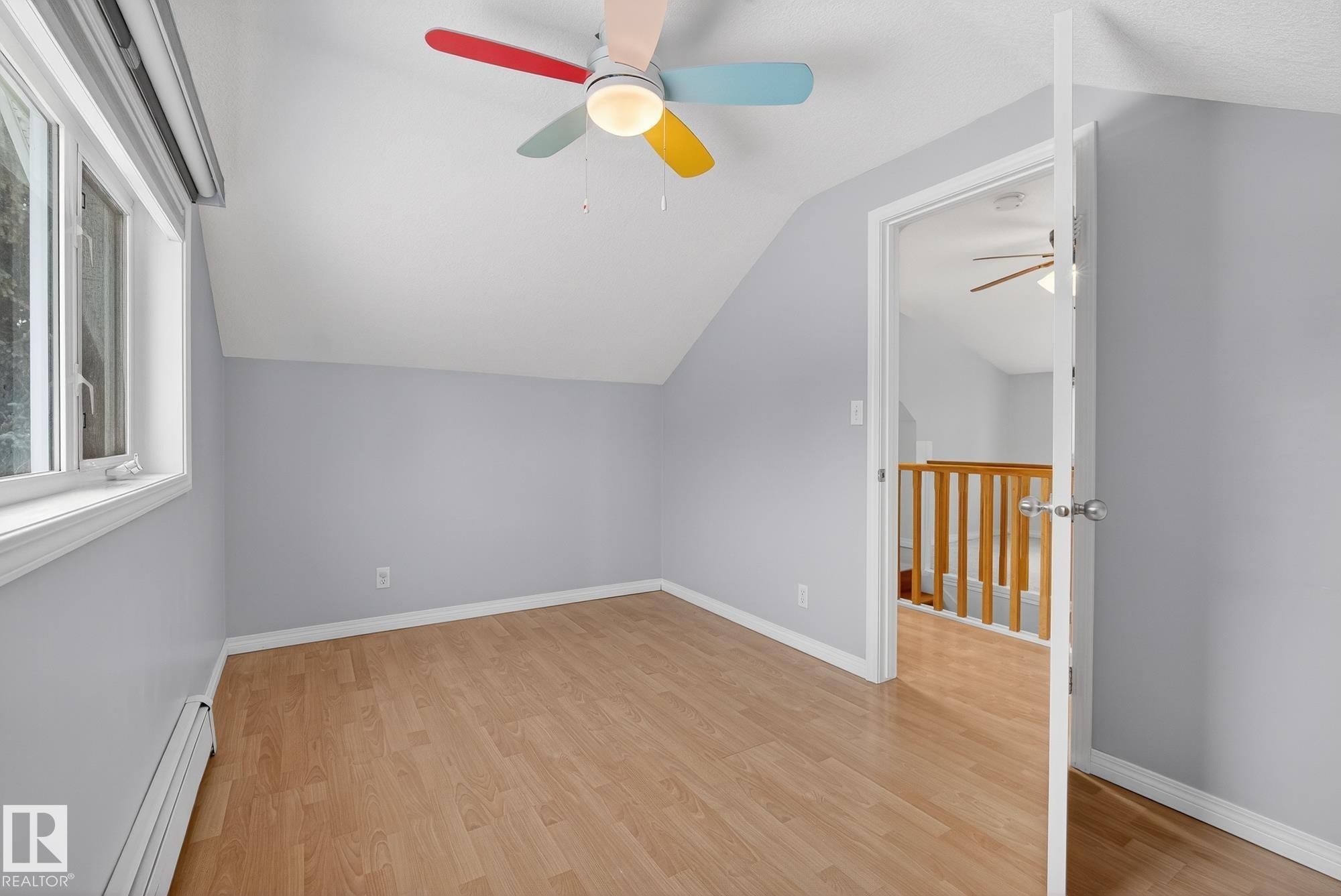 Edmonton, AB - Indoor Photo Showing Other Room