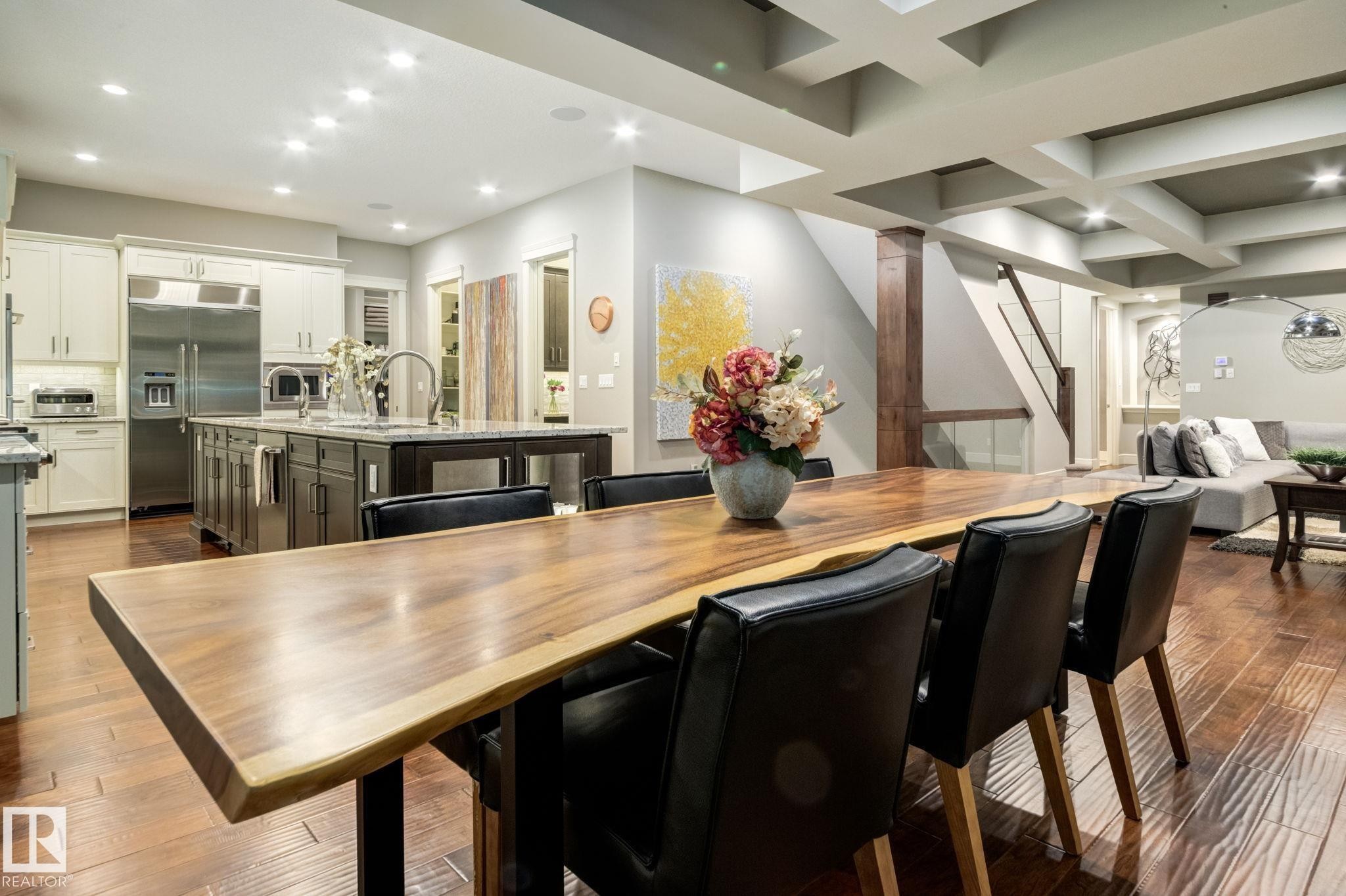 4096 Whispering River Drive Nw, Edmonton, AB - Indoor Photo Showing Dining Room