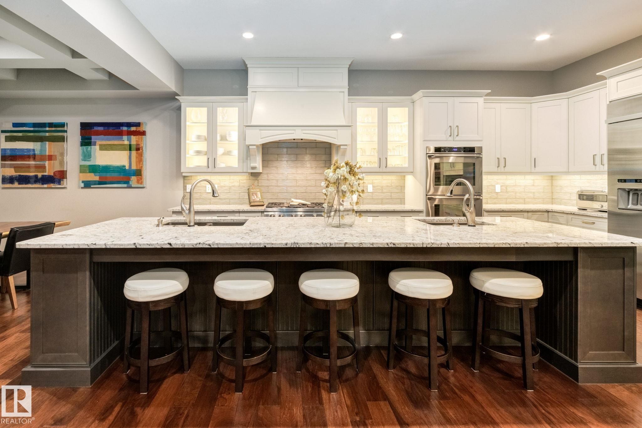 4096 Whispering River Drive Nw, Edmonton, AB - Indoor Photo Showing Kitchen With Upgraded Kitchen