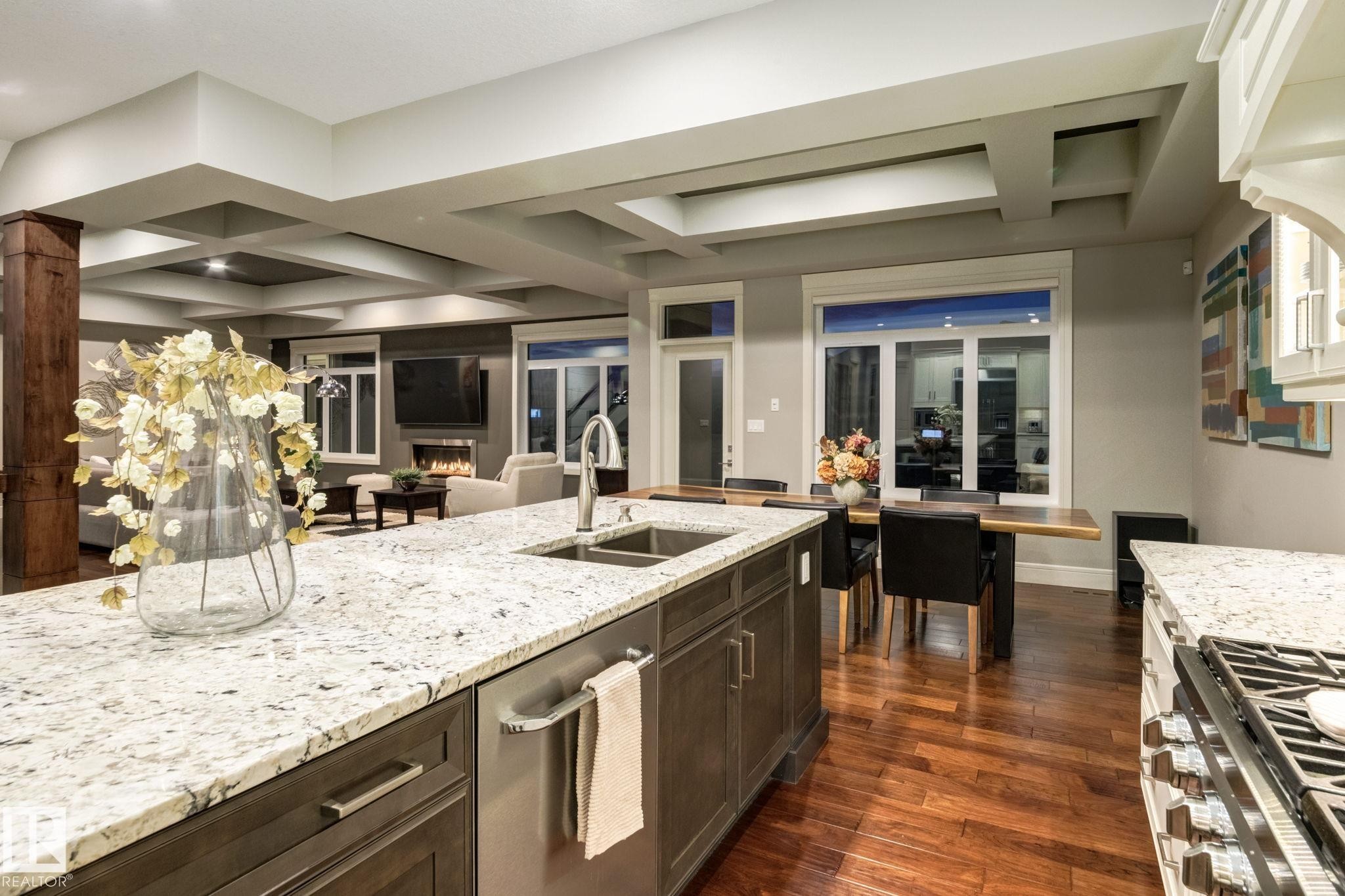 4096 Whispering River Drive Nw, Edmonton, AB - Indoor Photo Showing Kitchen With Double Sink With Upgraded Kitchen
