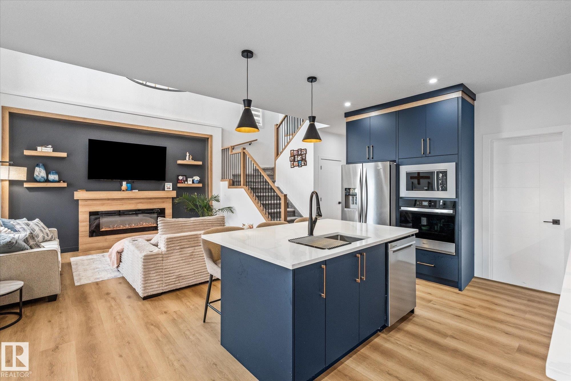 50 Grassview Crescent, Spruce Grove, AB - Indoor With Fireplace