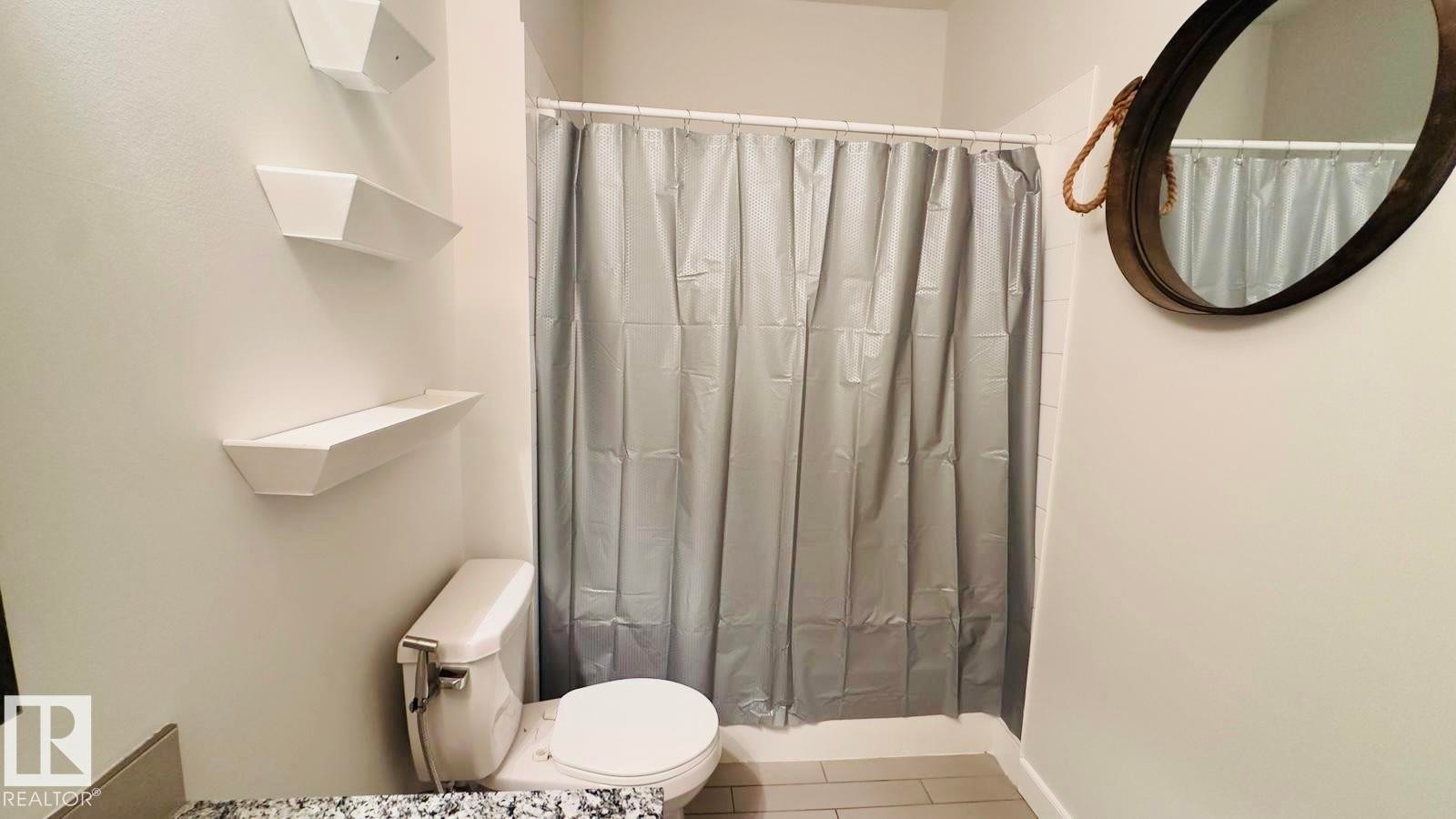 113 16235 51 Street, Edmonton, AB - Indoor Photo Showing Bathroom