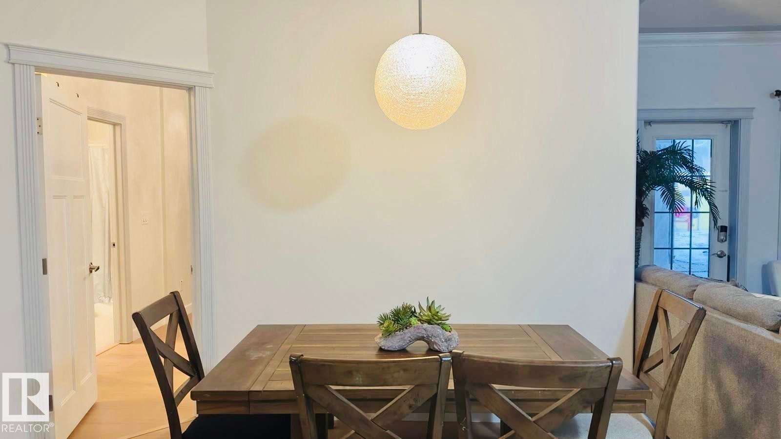 113 16235 51 Street, Edmonton, AB - Indoor Photo Showing Dining Room