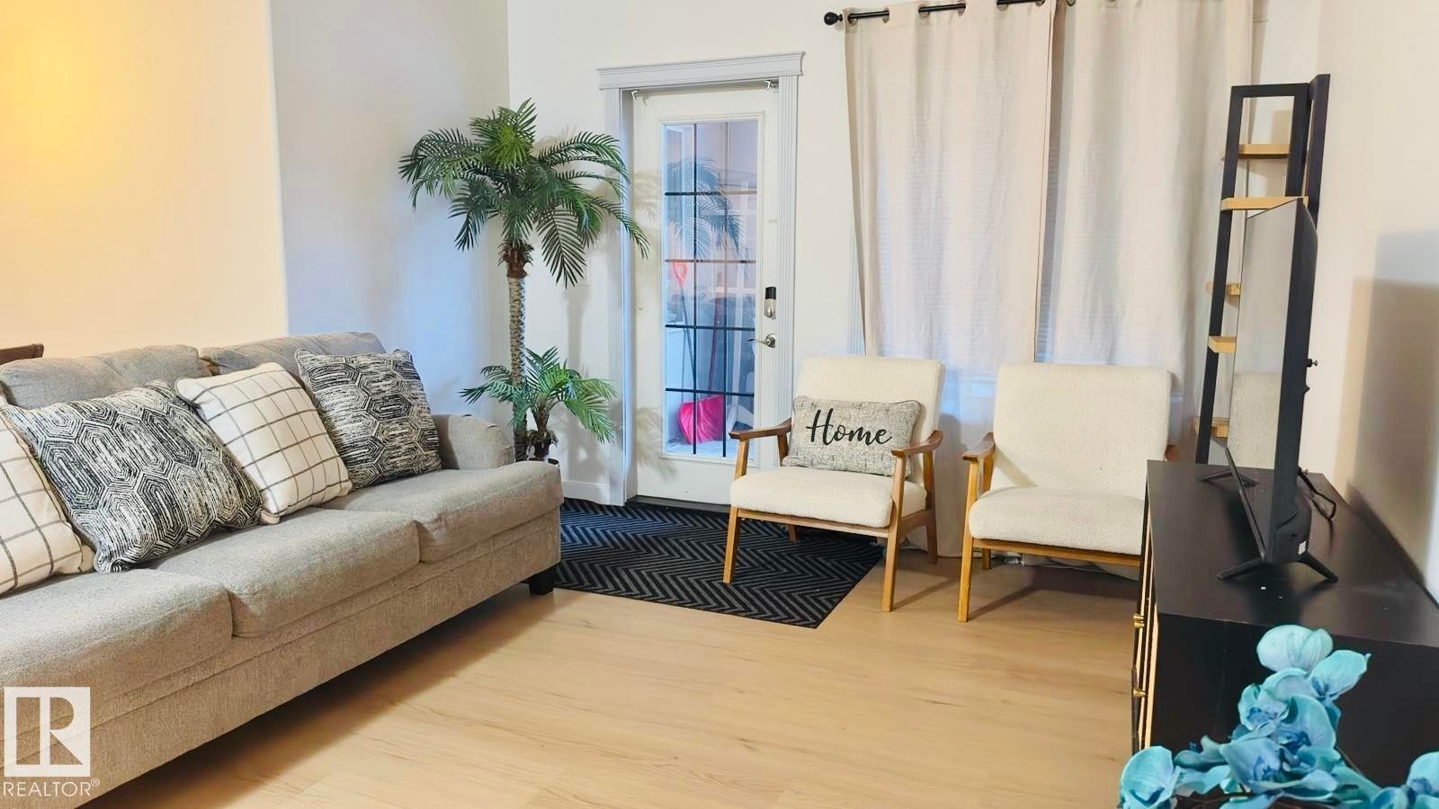 113 16235 51 Street, Edmonton, AB - Indoor Photo Showing Other Room