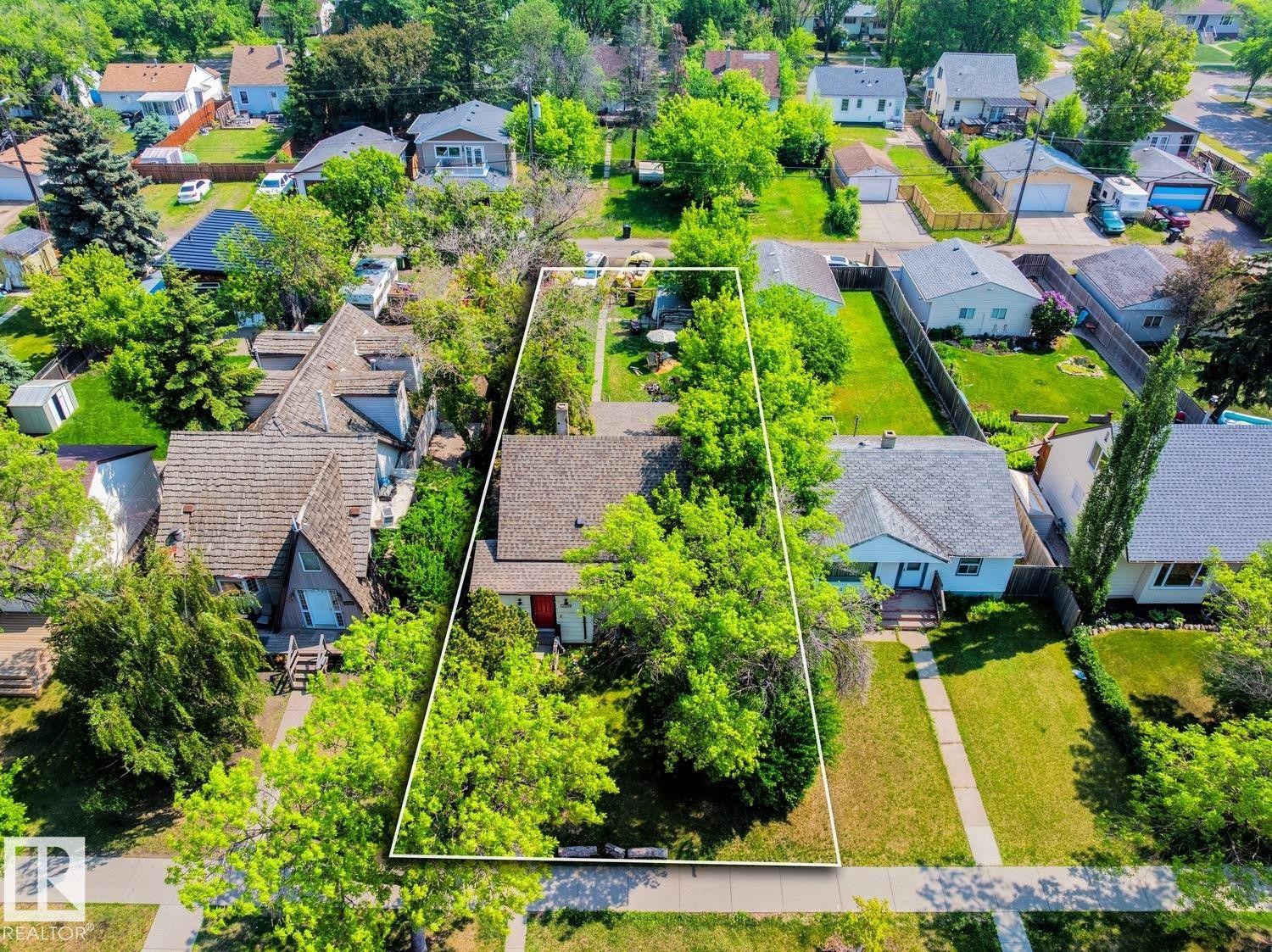 12219 107 Street, Edmonton, AB - Outdoor With View