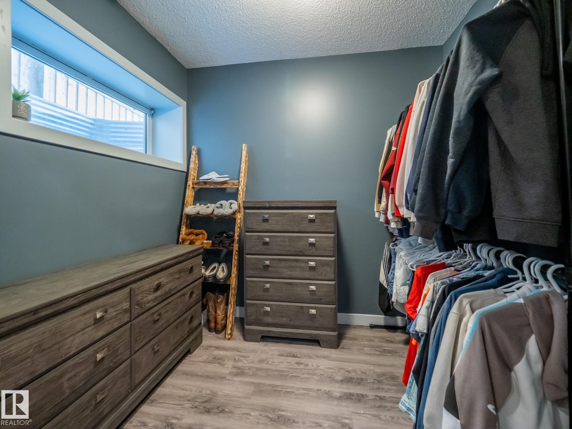 4211 Charles Close, Edmonton, AB - Indoor With Storage