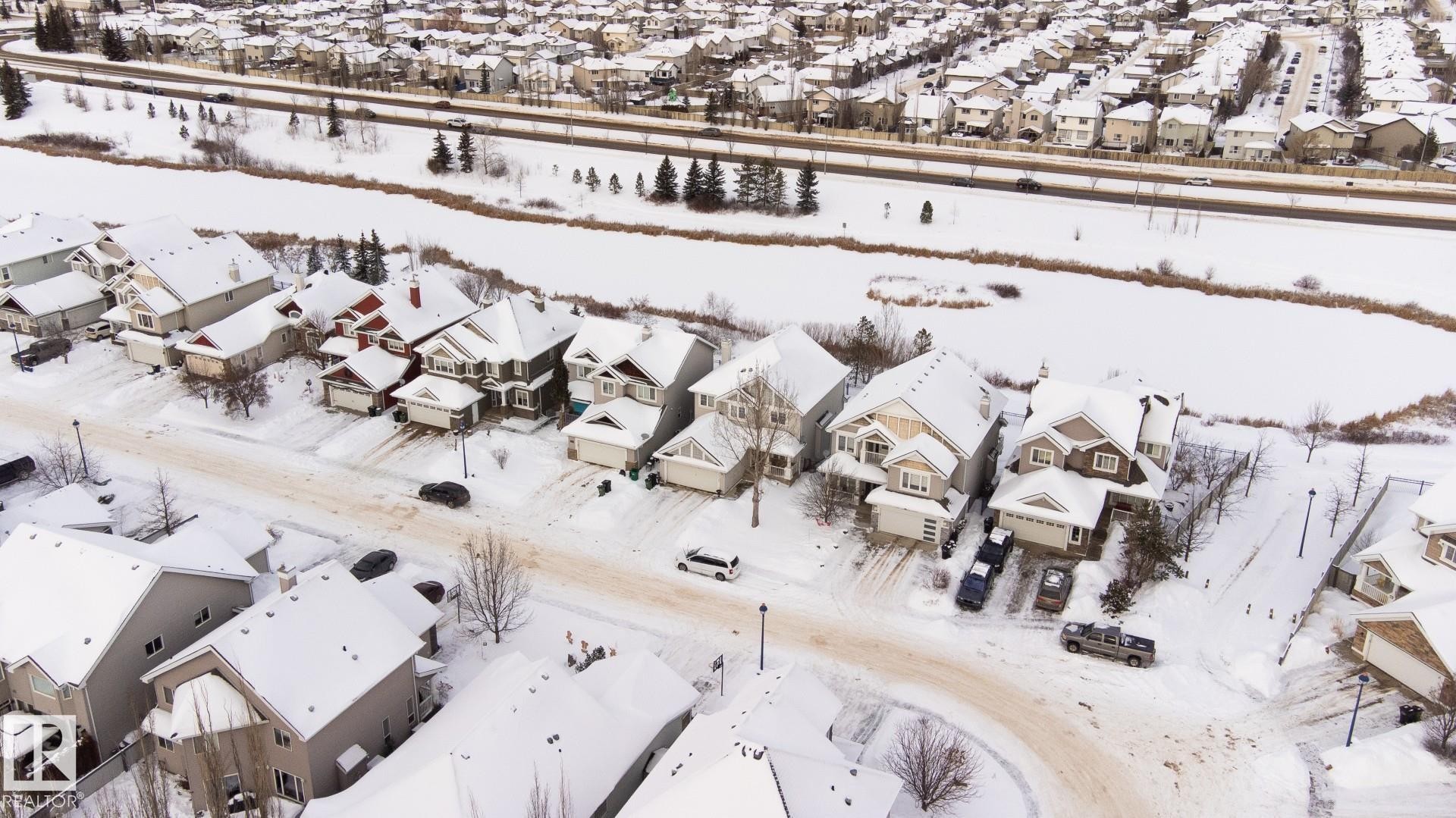 551 Stewart Crescent, Edmonton, AB - Outdoor With View