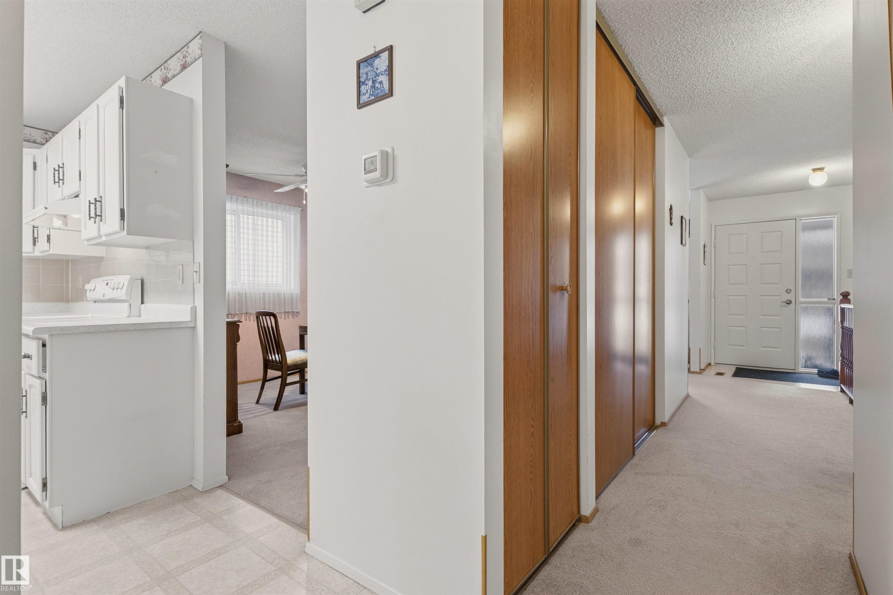 10670 153 Avenue, Edmonton, AB - Indoor Photo Showing Other Room