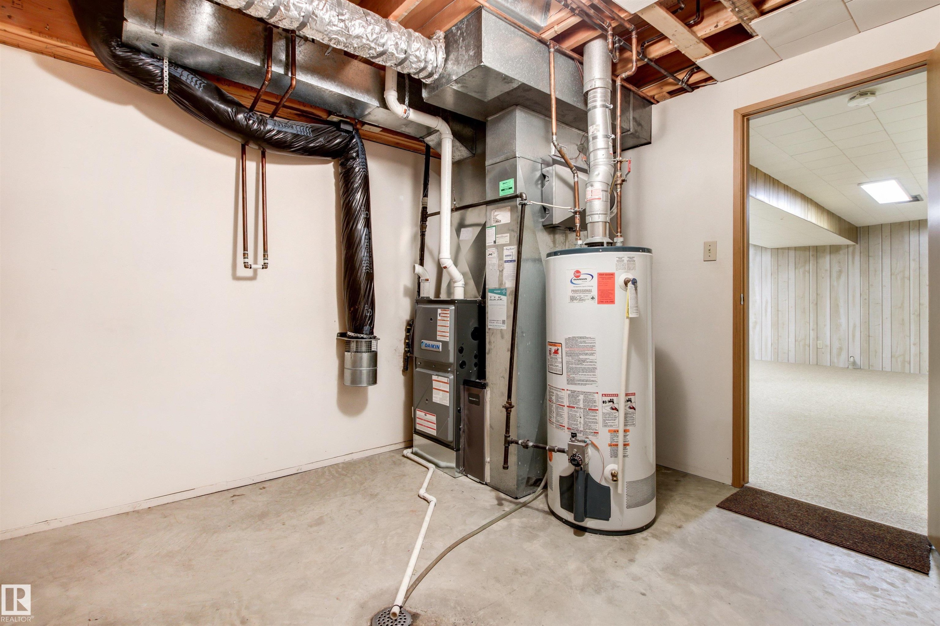 10670 153 Avenue, Edmonton, AB - Indoor Photo Showing Basement