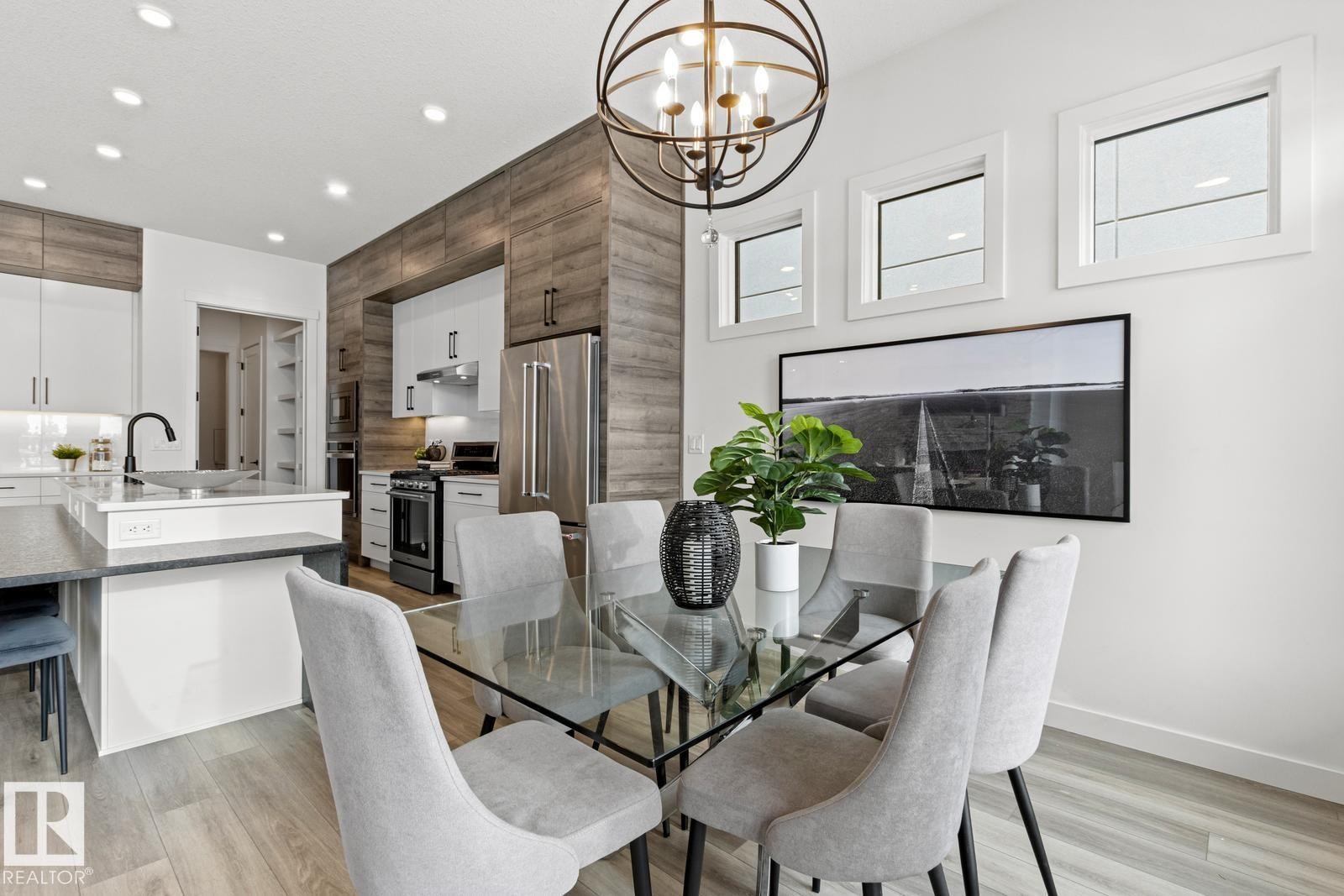 4832 Knight Crescent, Edmonton, AB - Indoor Photo Showing Dining Room