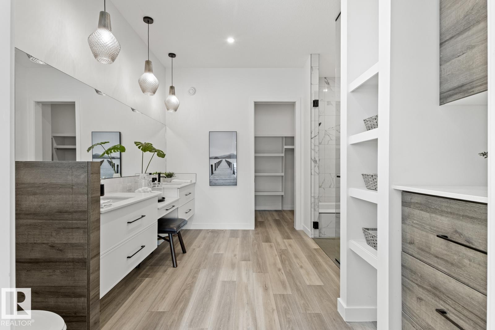 4832 Knight Crescent, Edmonton, AB - Indoor