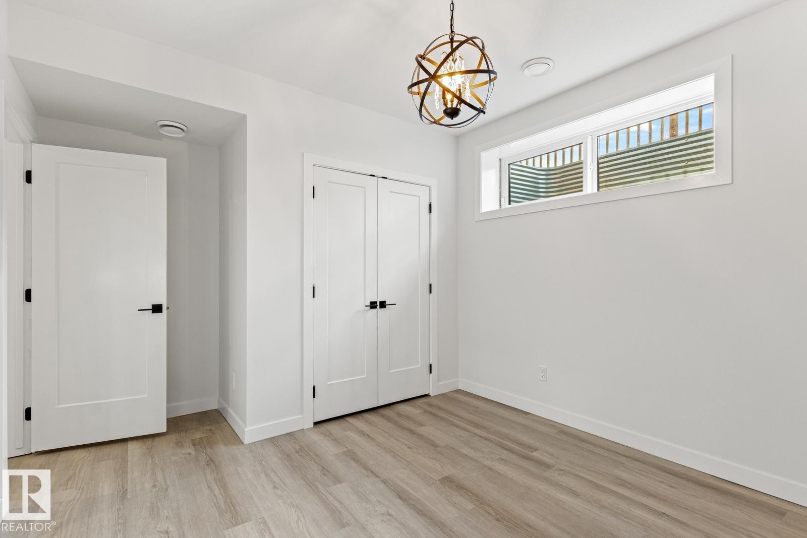 4832 Knight Crescent, Edmonton, AB - Indoor Photo Showing Other Room