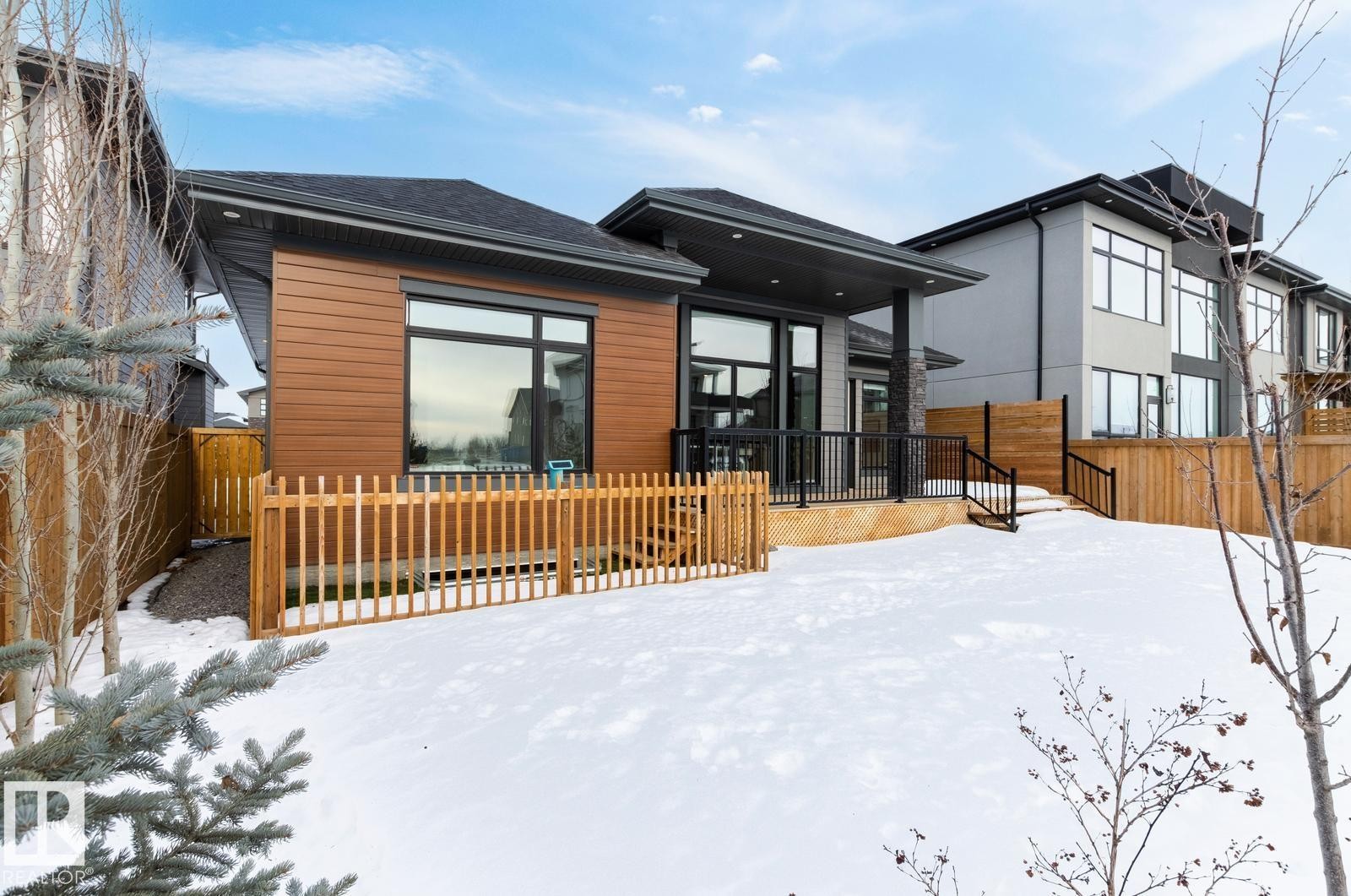 4832 Knight Crescent, Edmonton, AB - Outdoor