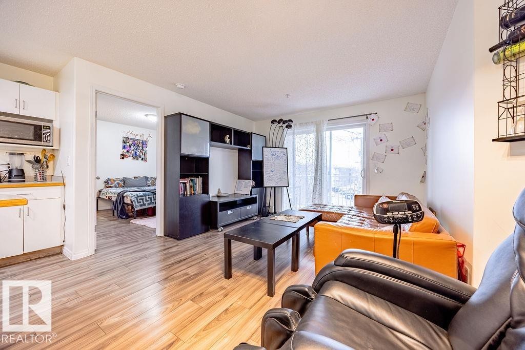 316 10535 122 Street, Edmonton, AB - Indoor
