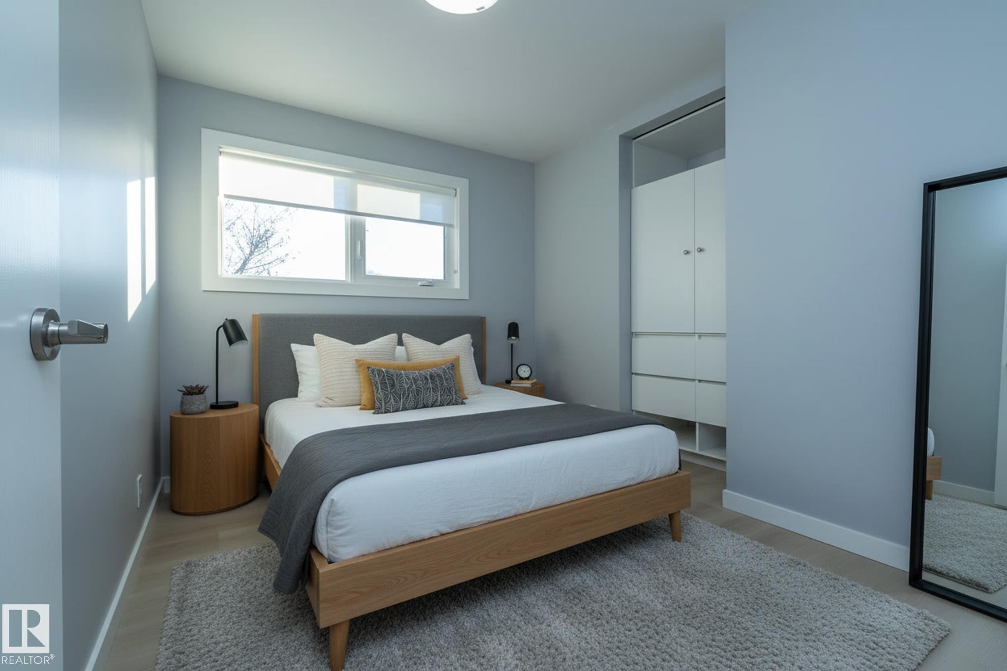 8008 159 Street, Edmonton, AB - Indoor Photo Showing Bedroom
