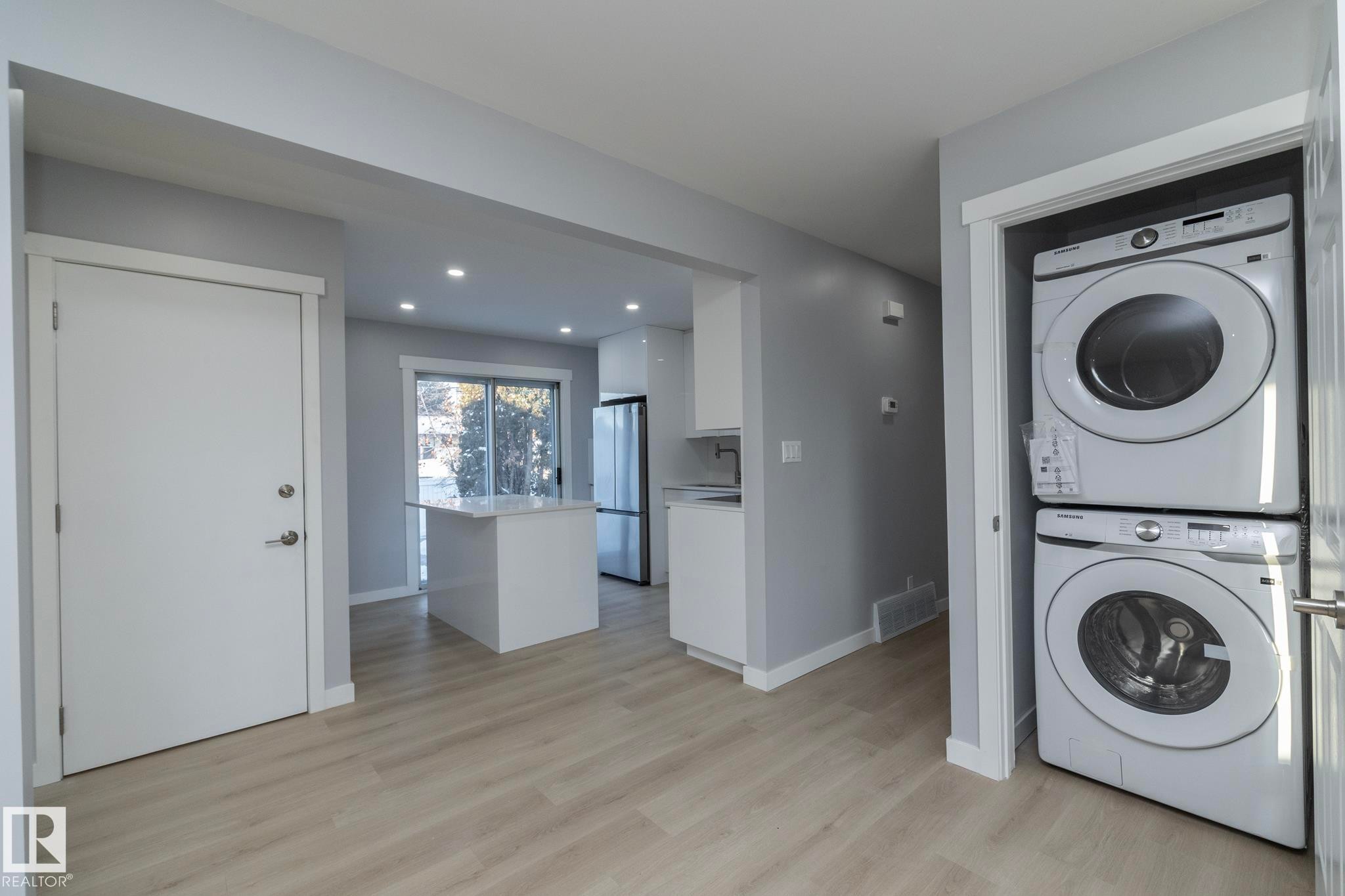 8008 159 Street, Edmonton, AB - Indoor Photo Showing Laundry Room