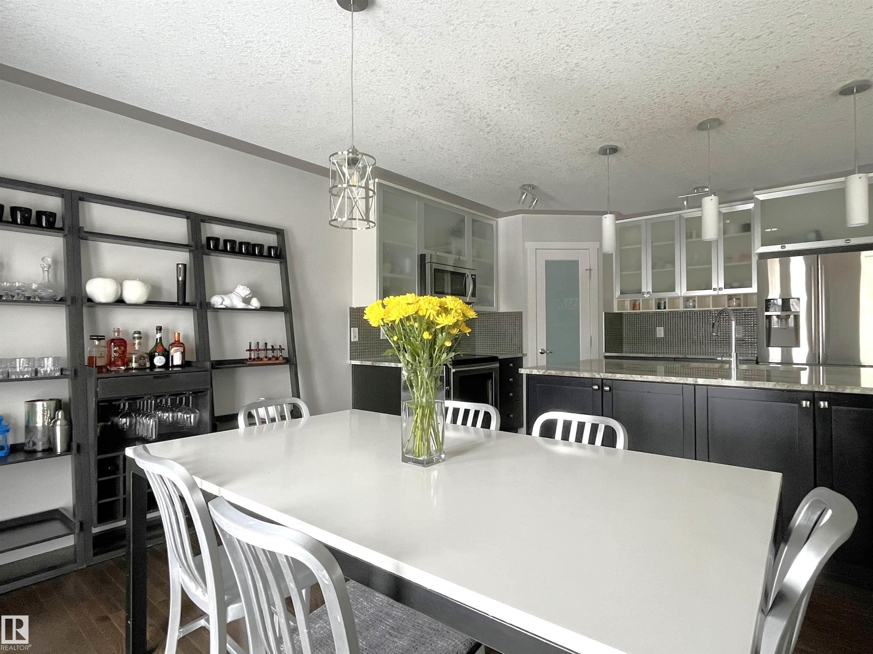 3308 Cutler Crescent, Edmonton, AB - Indoor Photo Showing Dining Room