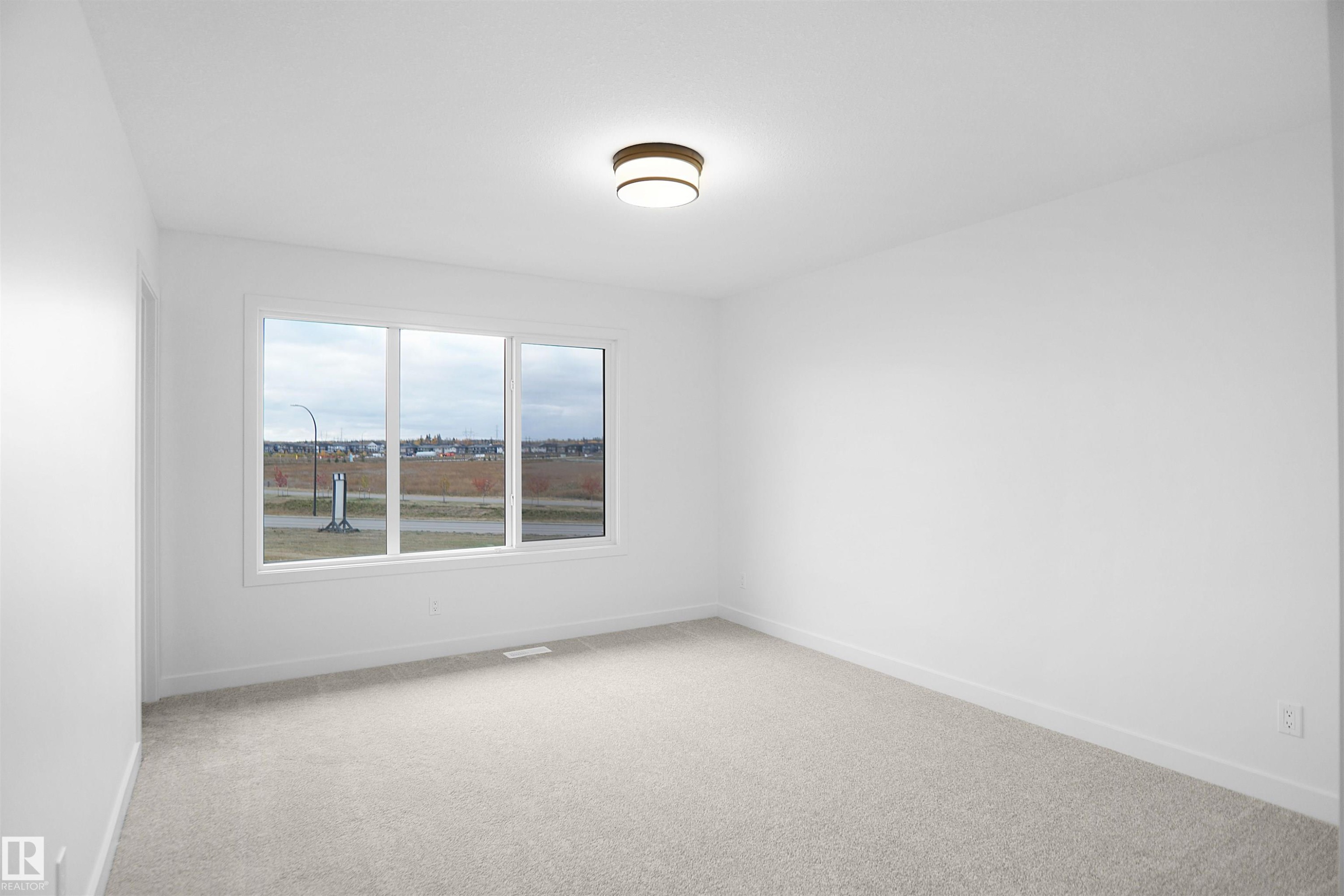 19446 22A Avenue, Edmonton, AB - Indoor Photo Showing Other Room