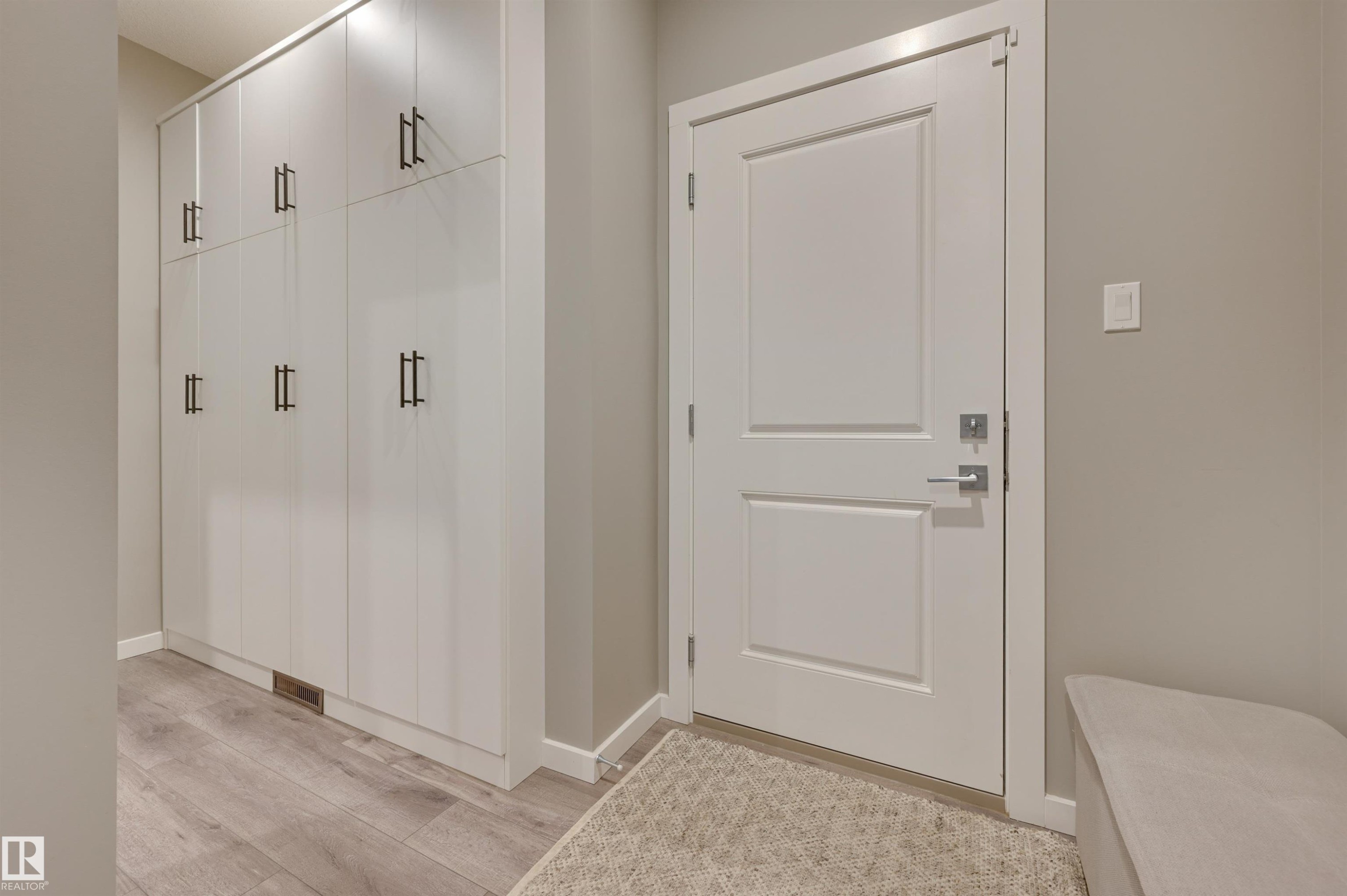 5158 Lark Crescent, Edmonton, AB - Indoor Photo Showing Other Room