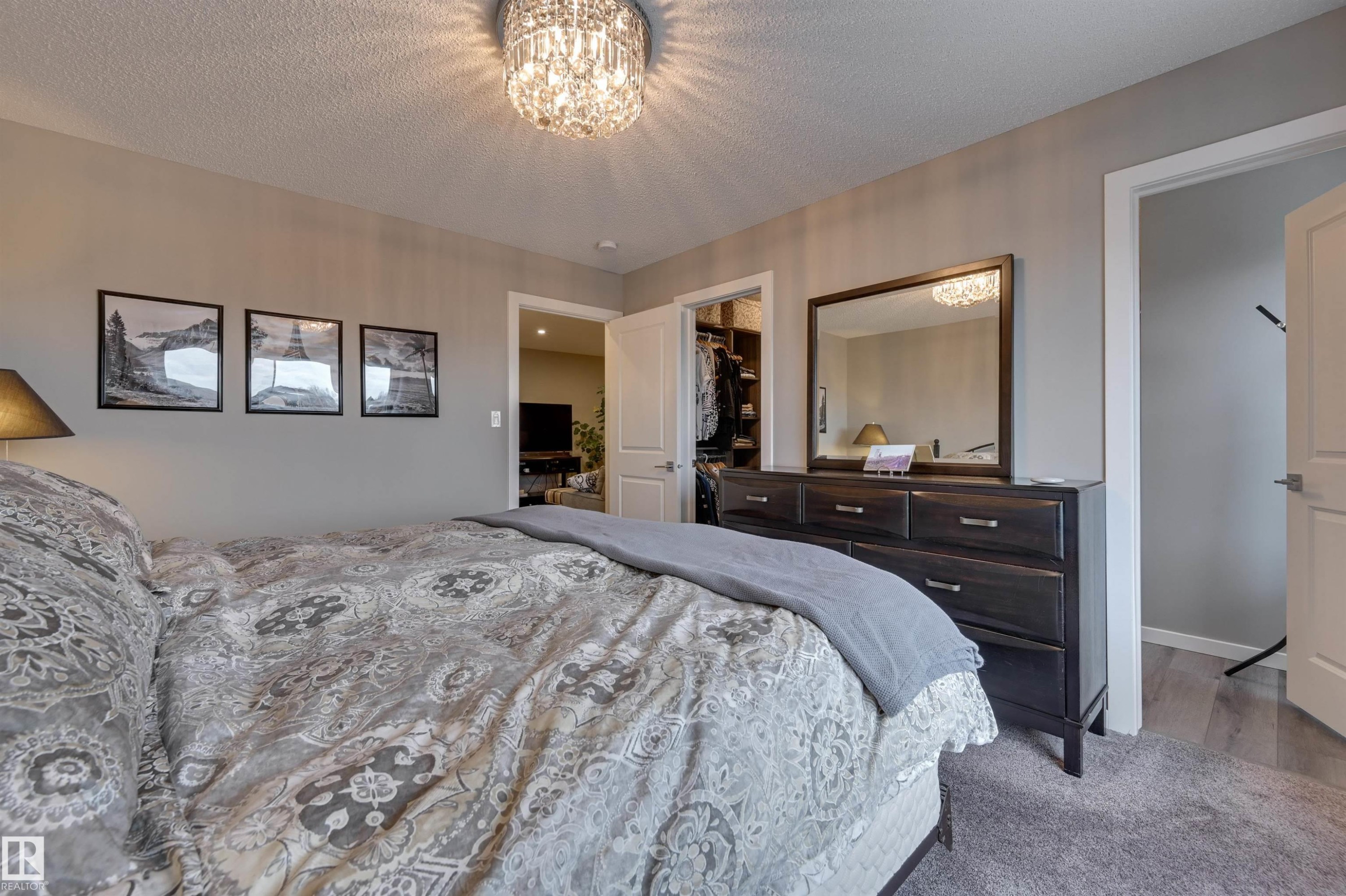 5158 Lark Crescent, Edmonton, AB - Indoor Photo Showing Bedroom