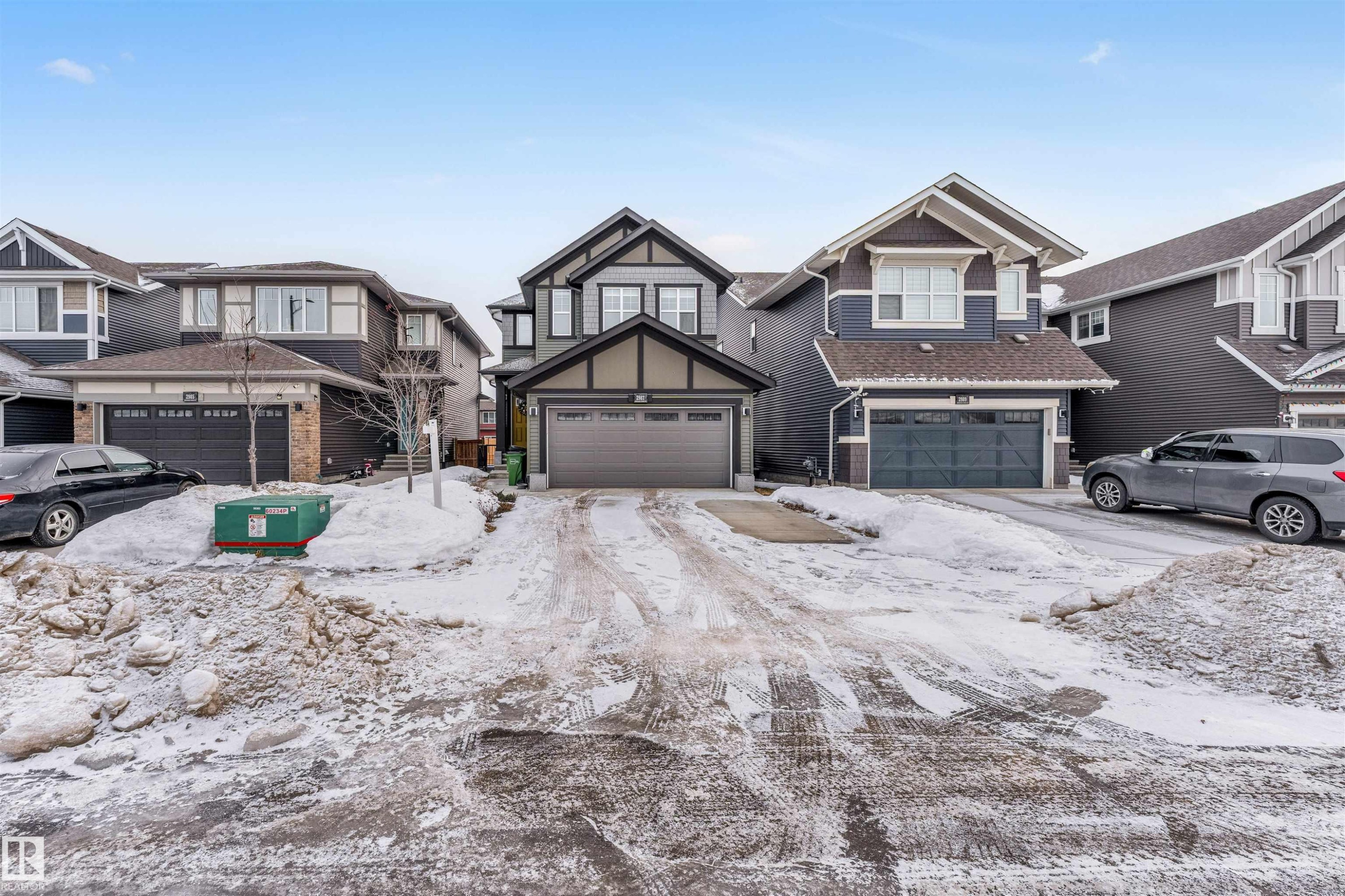 2987 Chokecherry Common Sw, Edmonton, AB - Outdoor With Facade