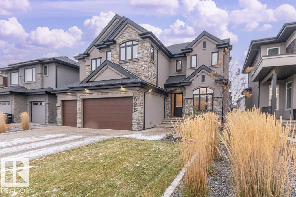 698 Howatt Drive Sw, Edmonton, AB - Outdoor With Facade