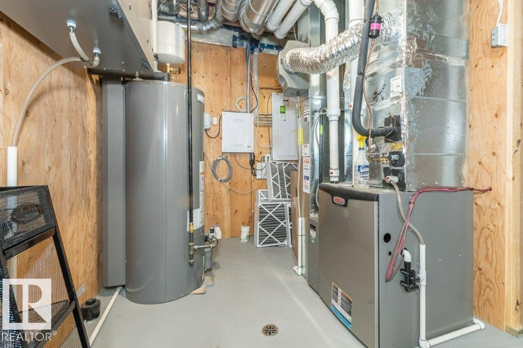 698 Howatt Drive Sw, Edmonton, AB - Indoor Photo Showing Basement