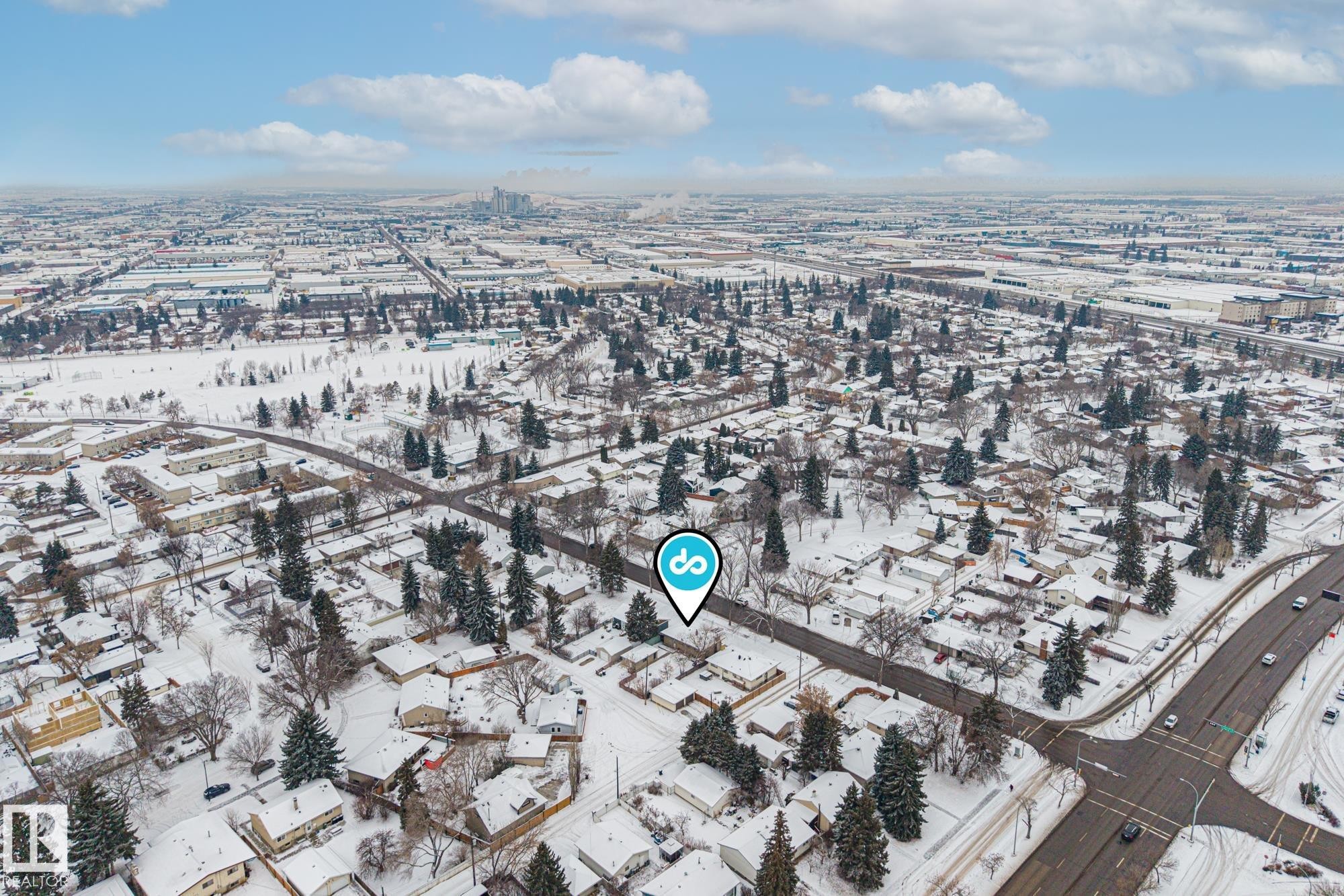 13311 Dovercourt Avenue, Edmonton, AB - Outdoor With View