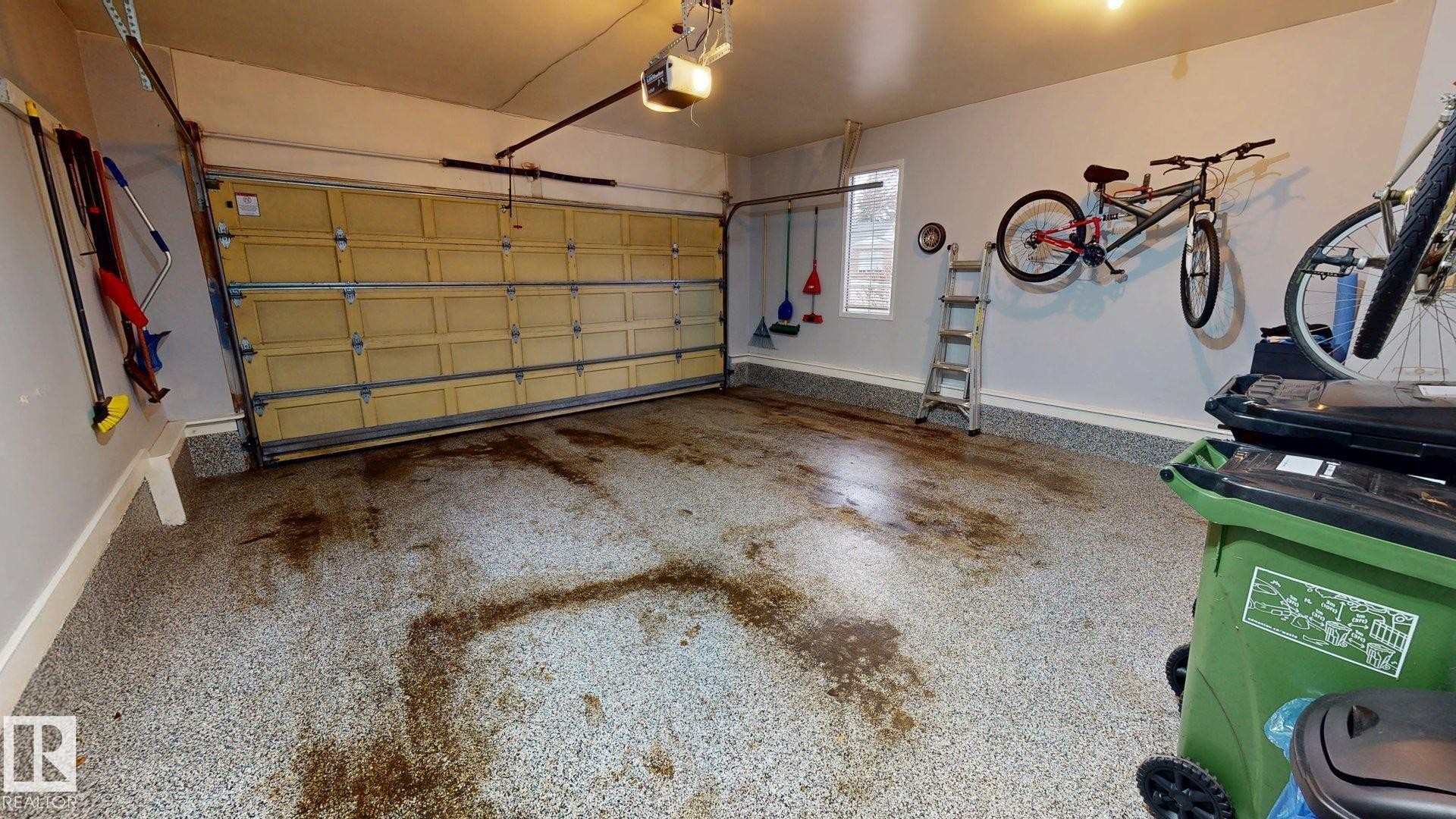 740 Wilkin Close, Edmonton, AB - Indoor Photo Showing Garage