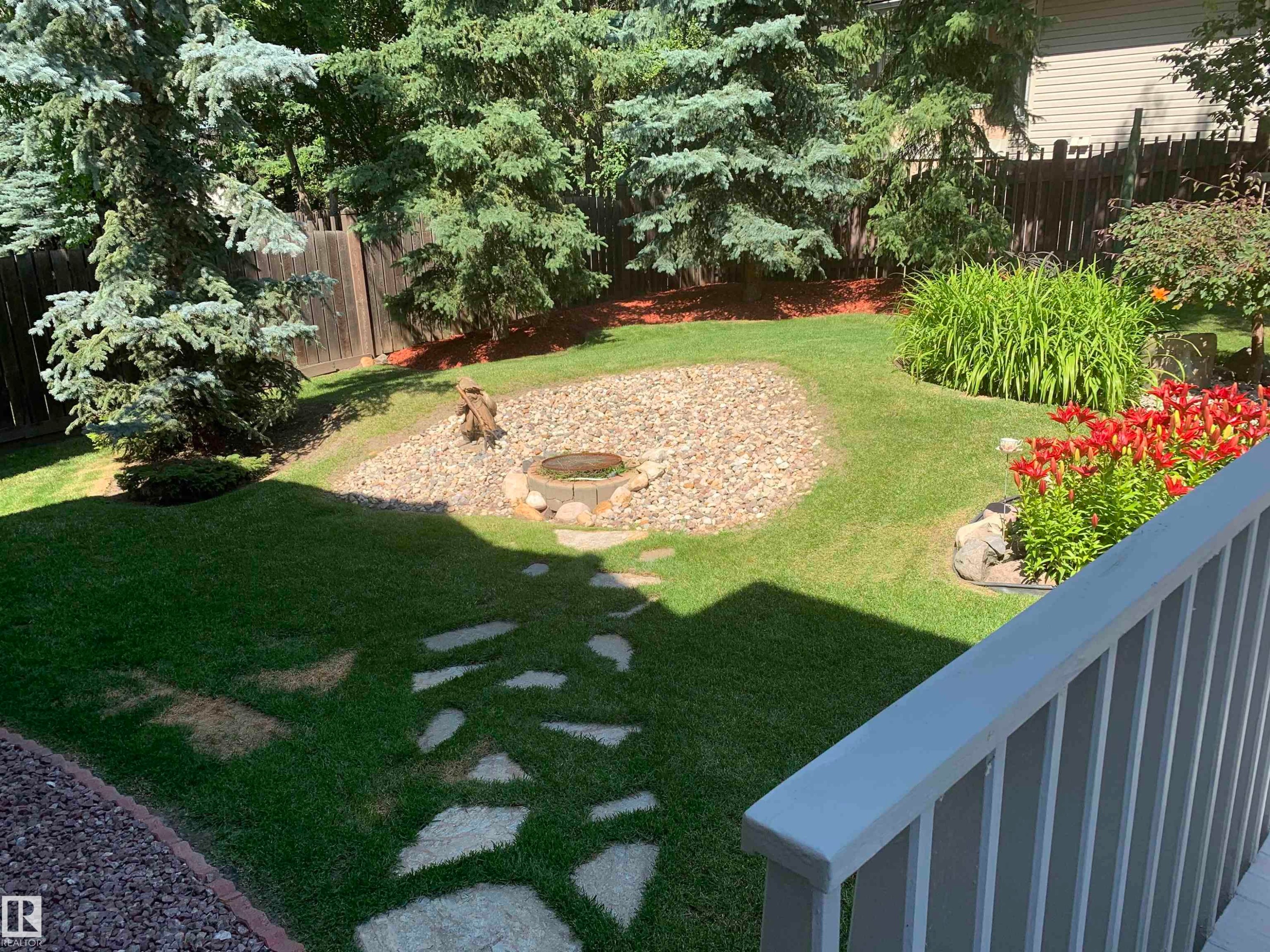 471 Ronning Street, Edmonton, AB - Outdoor