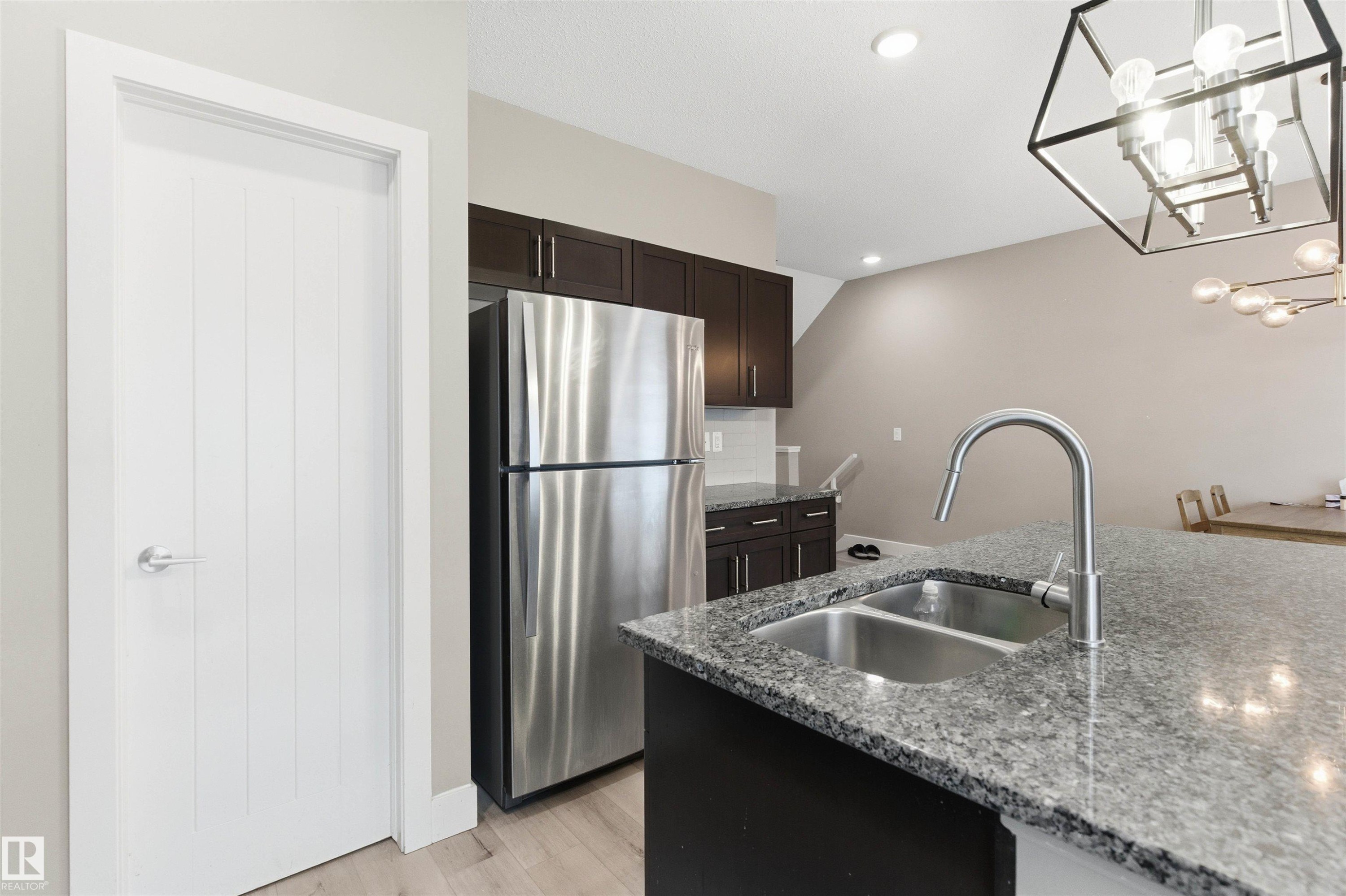 99 804 Welsh Drive, Edmonton, AB - Indoor Photo Showing Kitchen With Stainless Steel Kitchen With Double Sink