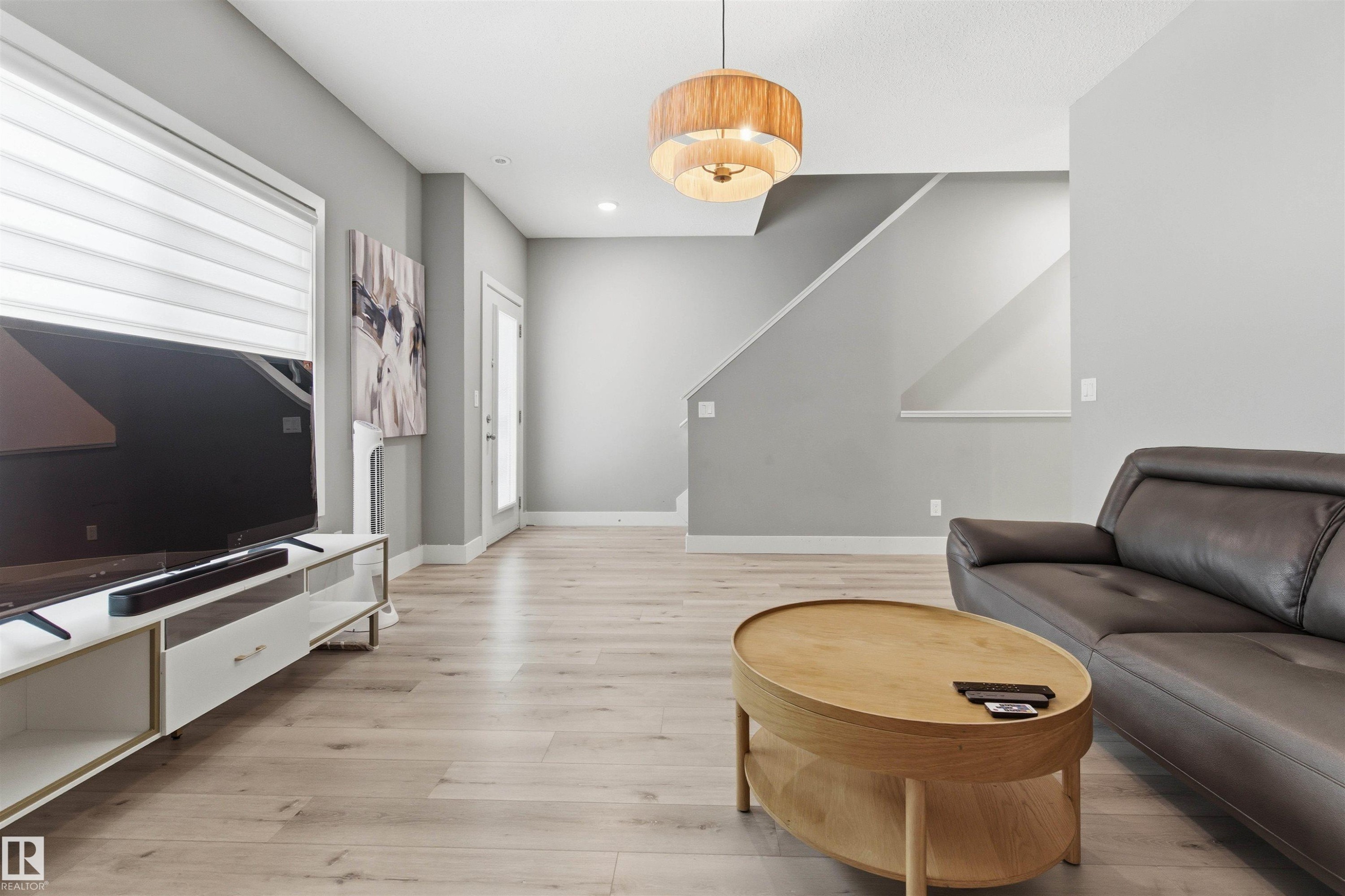 99 804 Welsh Drive, Edmonton, AB - Indoor