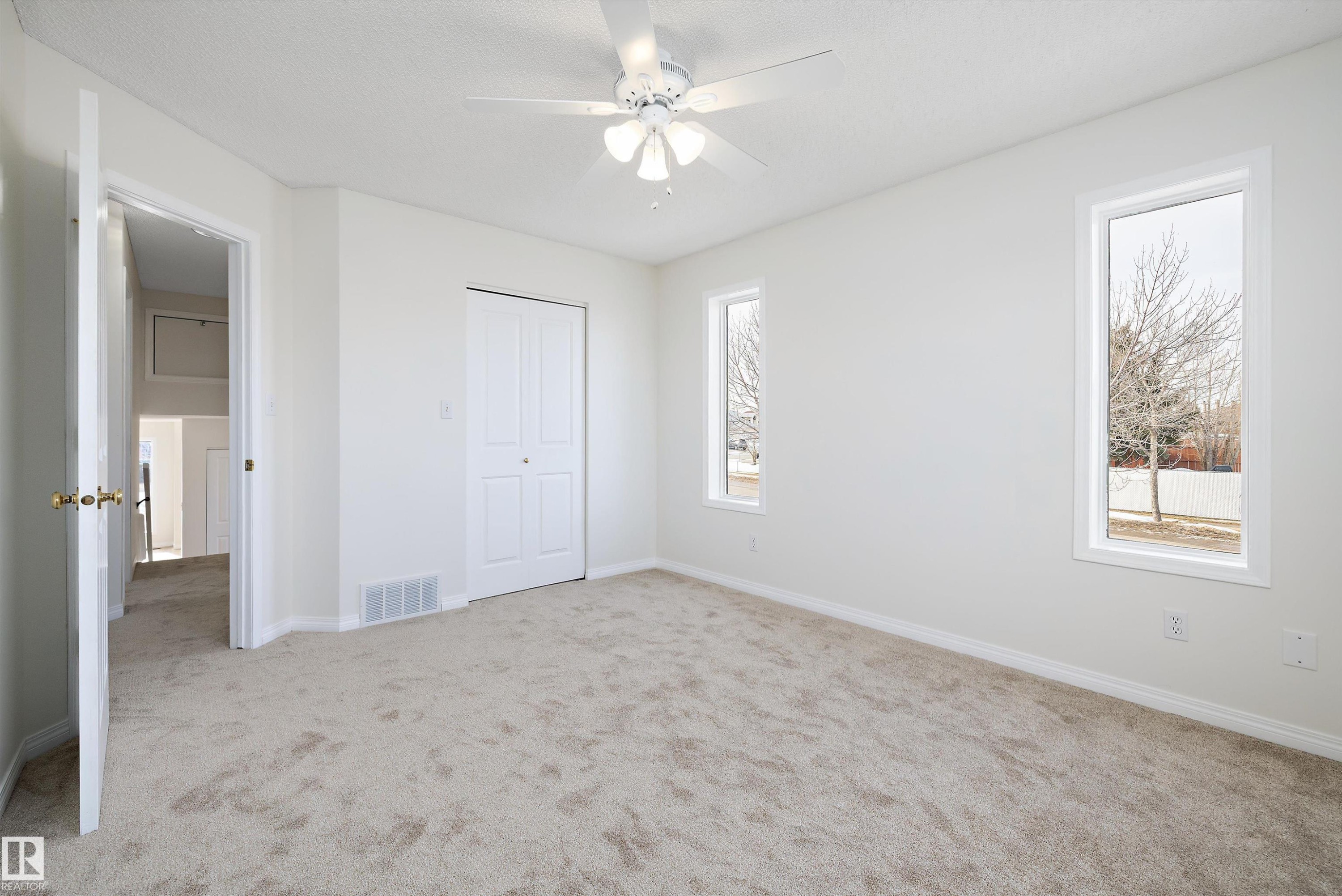 5914 162A Avenue, Edmonton, AB - Indoor Photo Showing Other Room