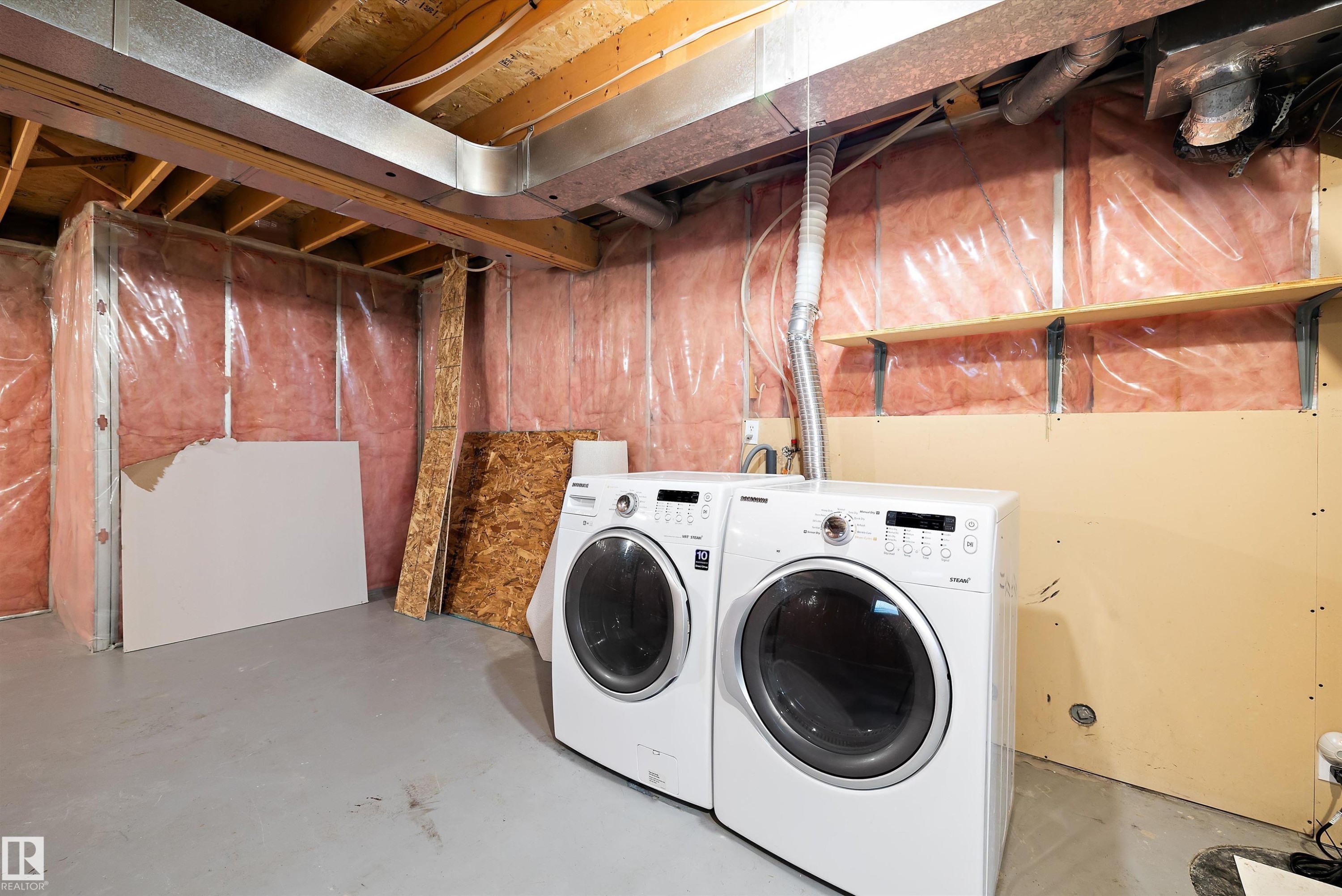 5914 162A Avenue, Edmonton, AB - Indoor Photo Showing Laundry Room