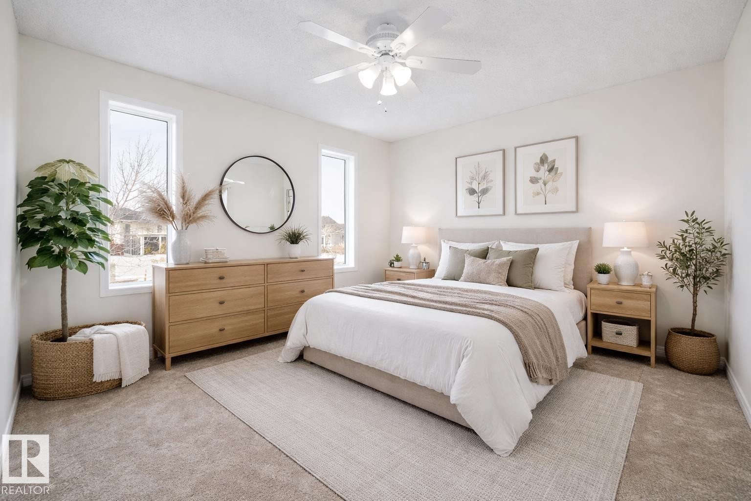 5914 162A Avenue, Edmonton, AB - Indoor Photo Showing Bedroom