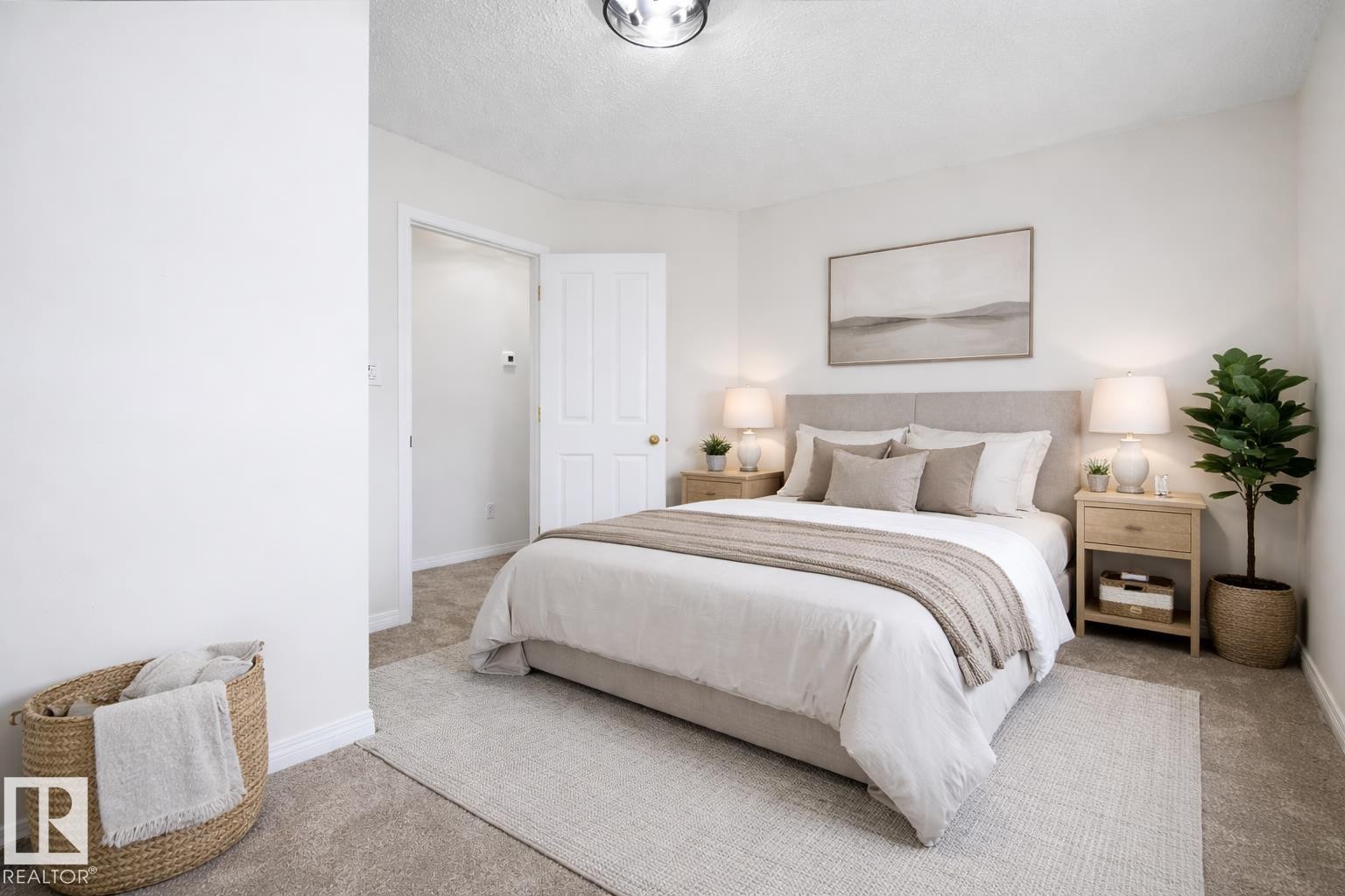 5914 162A Avenue, Edmonton, AB - Indoor Photo Showing Bedroom