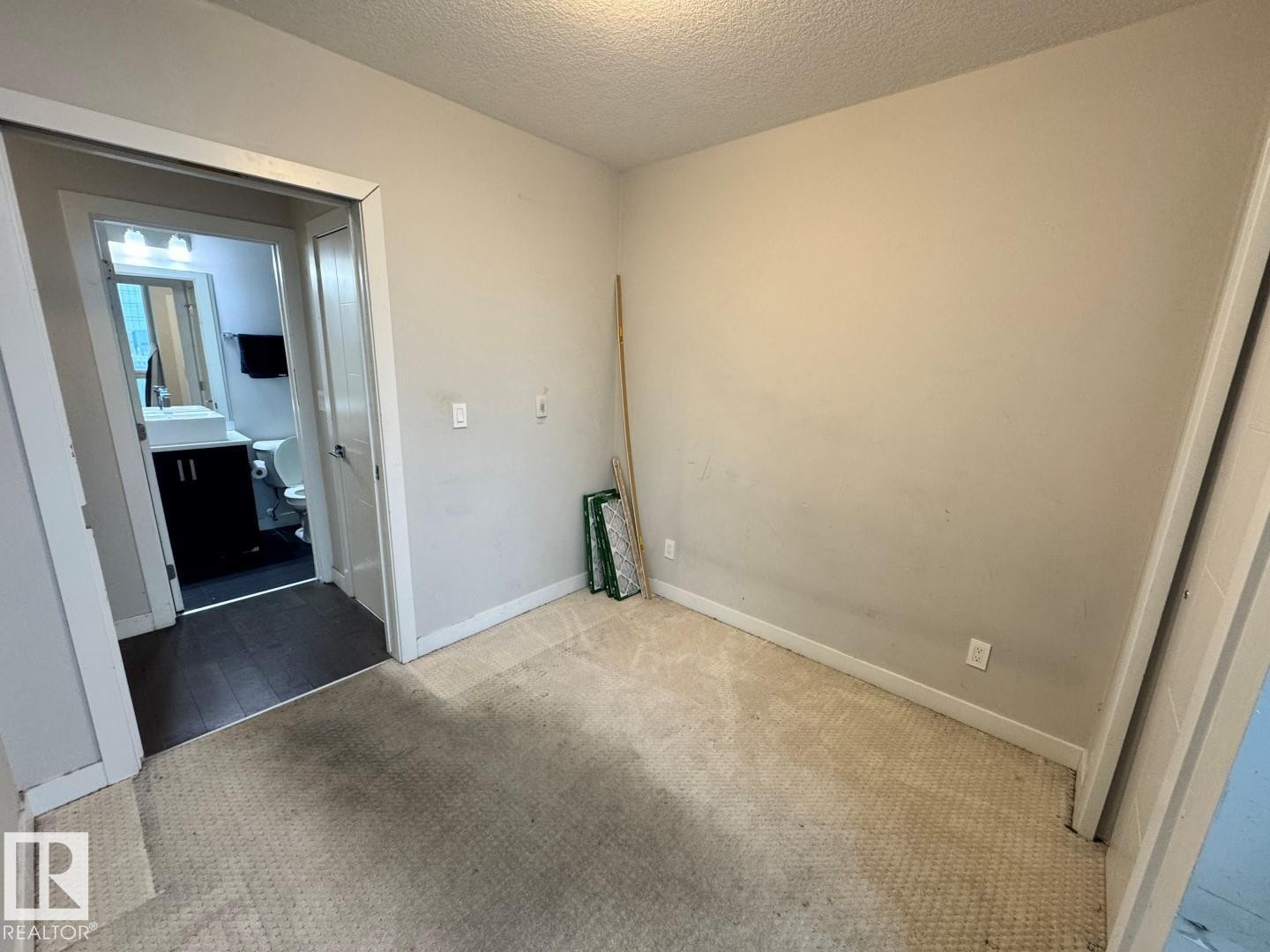 802 10238 103 Street, Edmonton, AB - Indoor Photo Showing Other Room