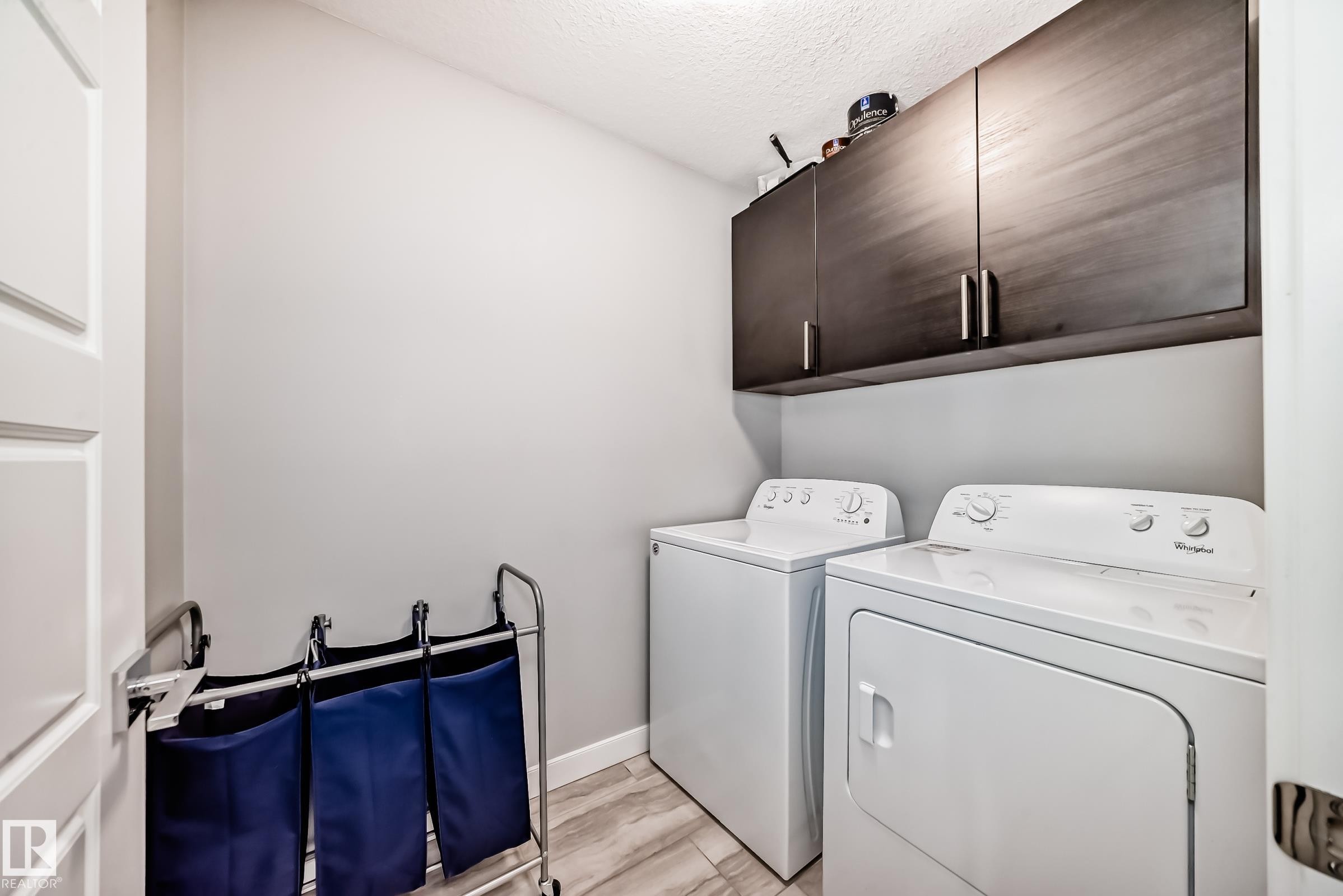 2011 201 Street, Edmonton, AB - Indoor Photo Showing Laundry Room
