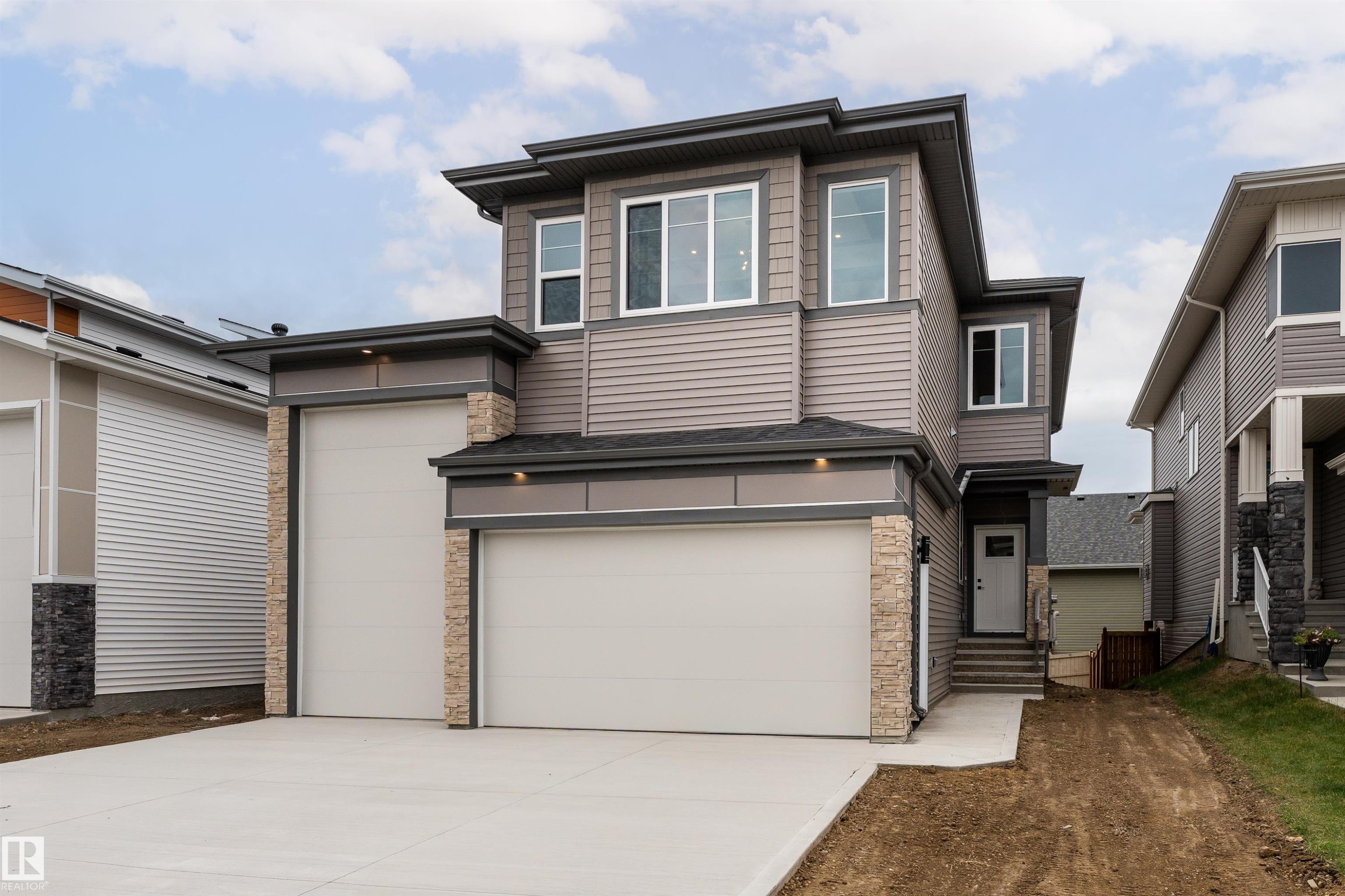 43 Maple Crescent, Gibbons, AB - Outdoor