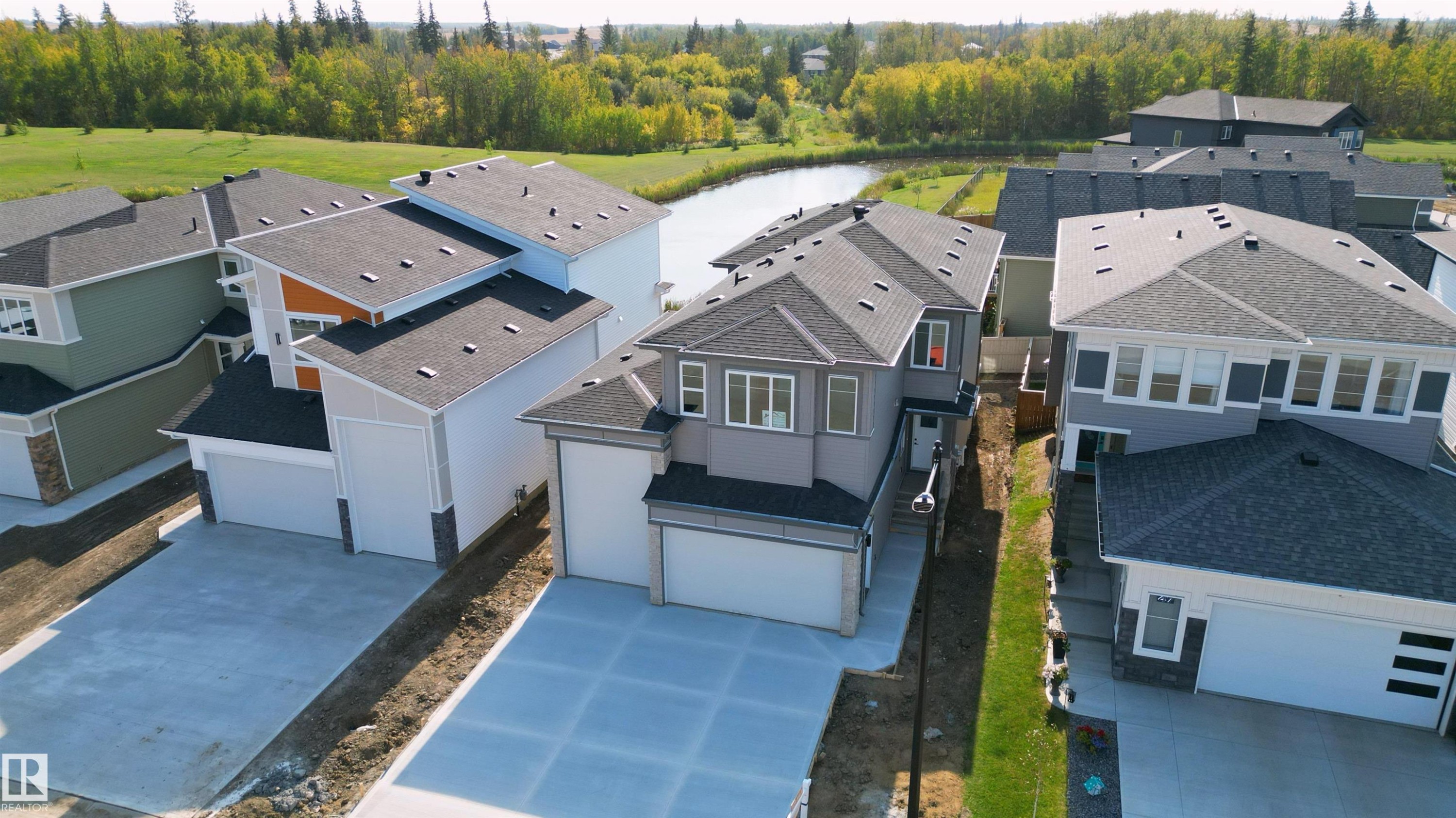 43 Maple Crescent, Gibbons, AB - Outdoor