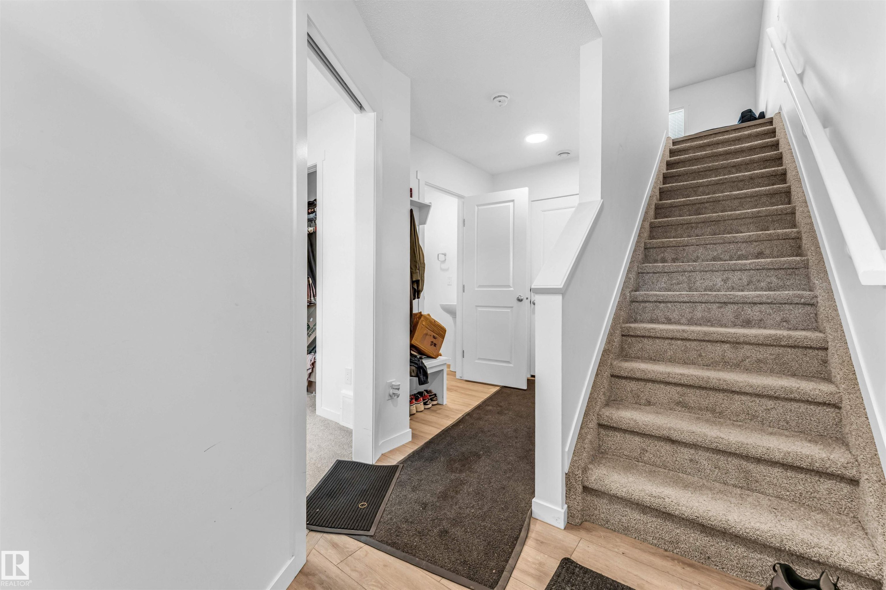 1106 Aster Boulevard, Edmonton, AB - Indoor Photo Showing Other Room