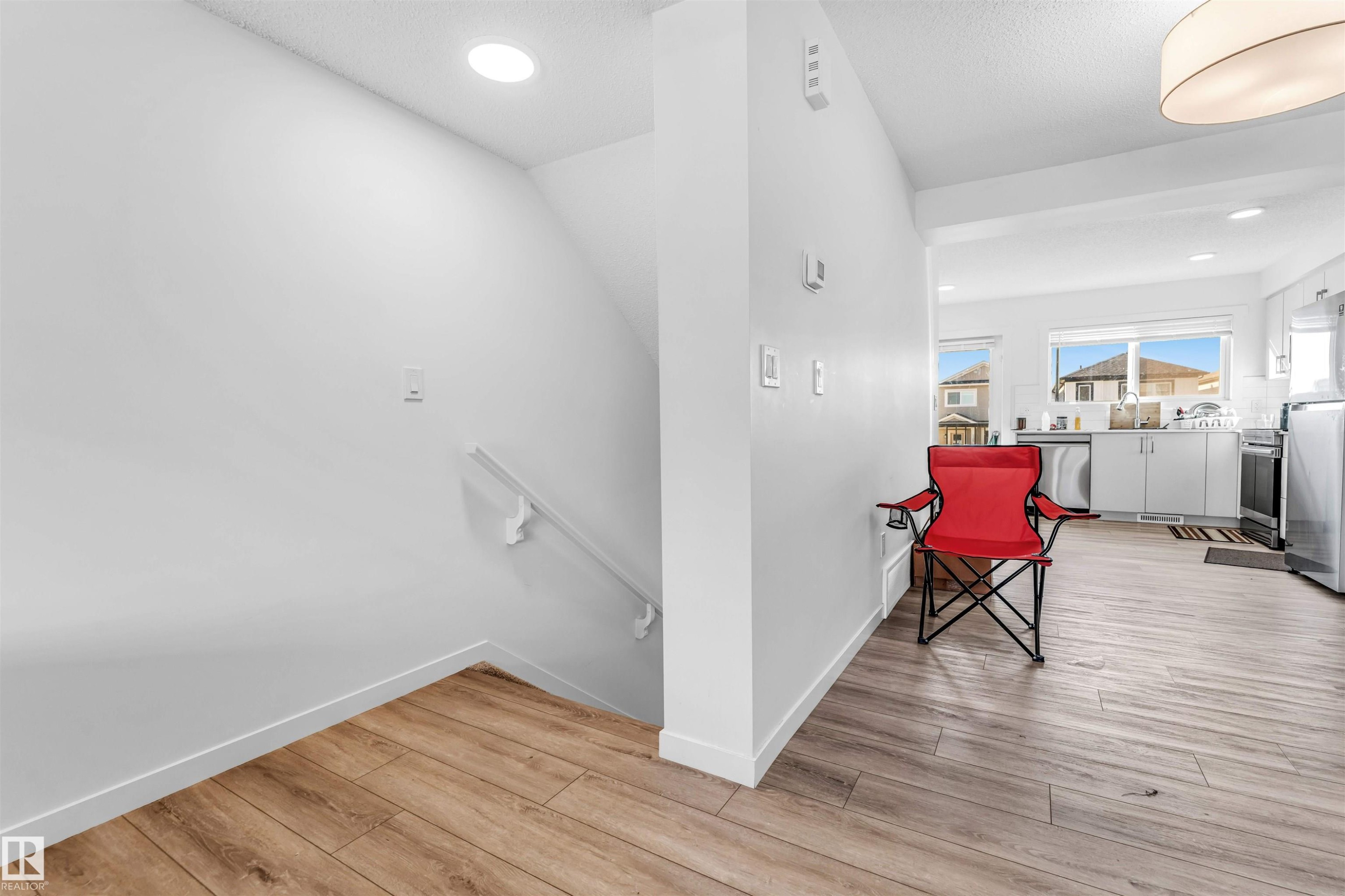 1106 Aster Boulevard, Edmonton, AB - Indoor Photo Showing Other Room
