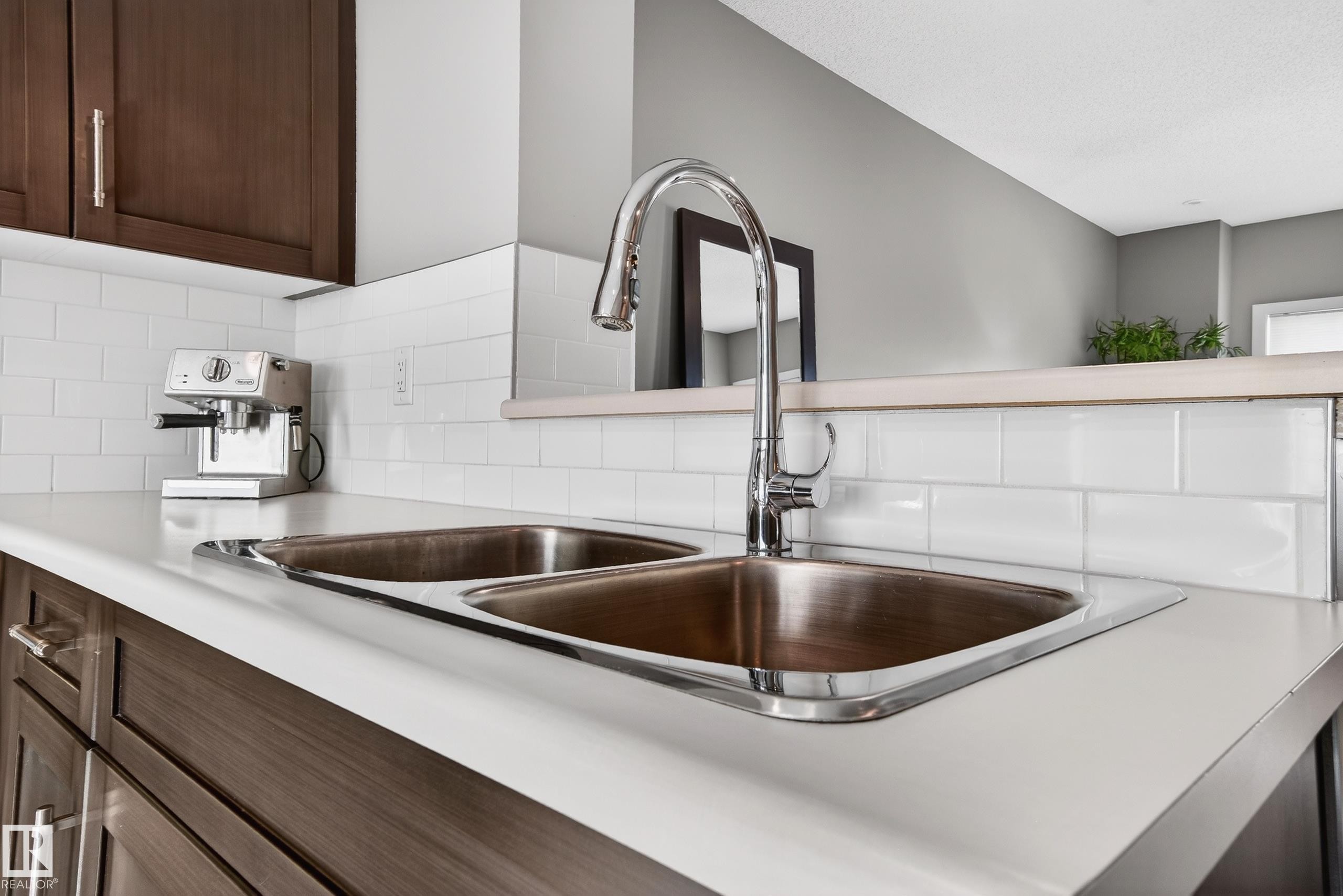 33 804 Welsh Drive, Edmonton, AB - Indoor Photo Showing Kitchen With Double Sink