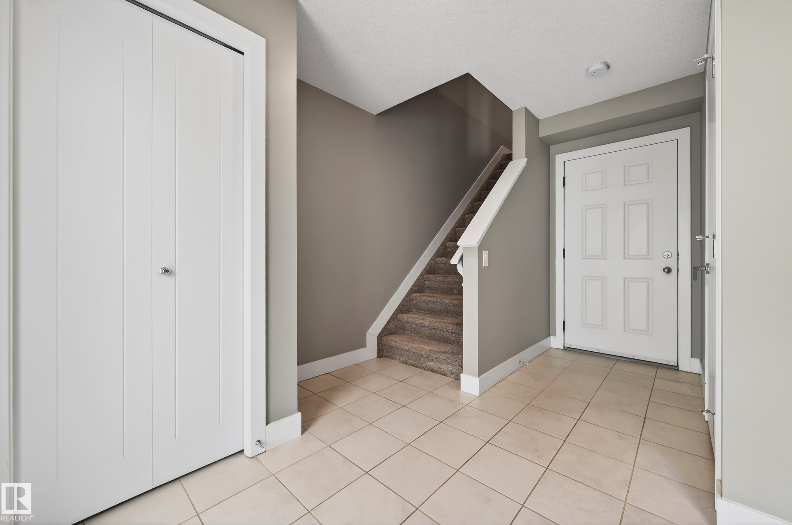 33 804 Welsh Drive, Edmonton, AB - Indoor Photo Showing Other Room