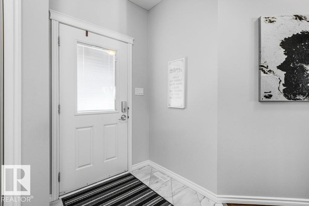 6105 17A Avenue, Edmonton, AB - Indoor Photo Showing Other Room