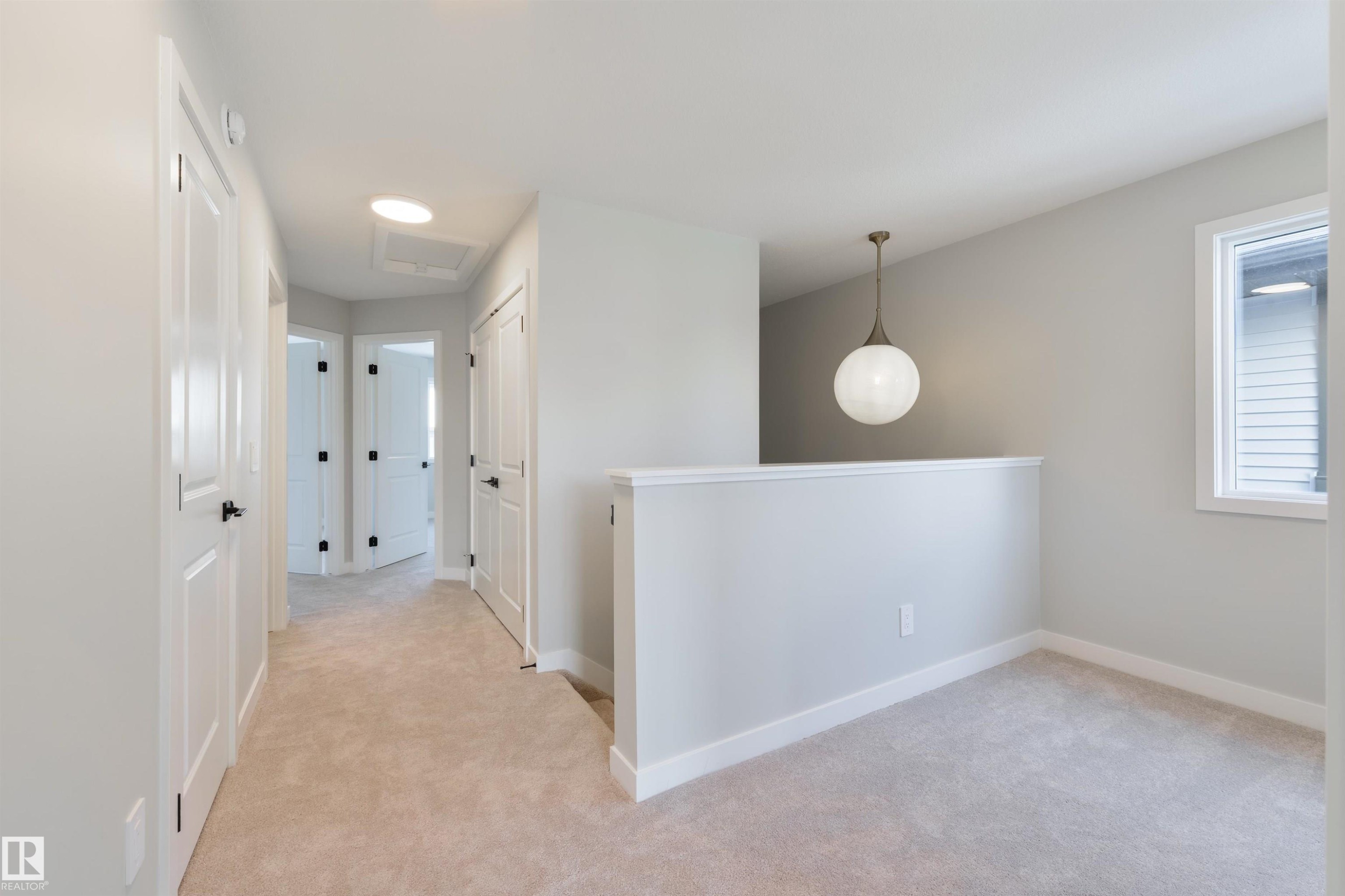 13 Cobblestone Gate, Spruce Grove, AB - Indoor Photo Showing Other Room