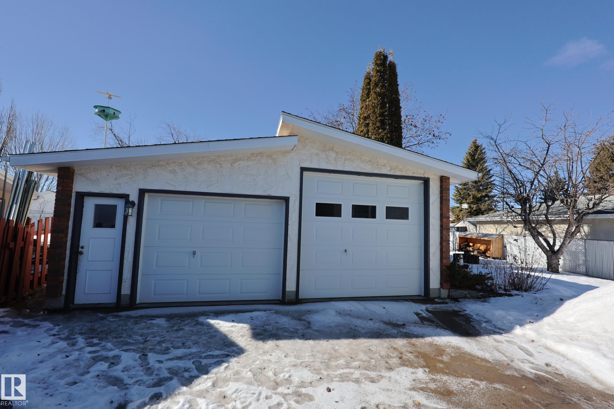 37 Armstrong Crescent, Leduc, AB - Outdoor