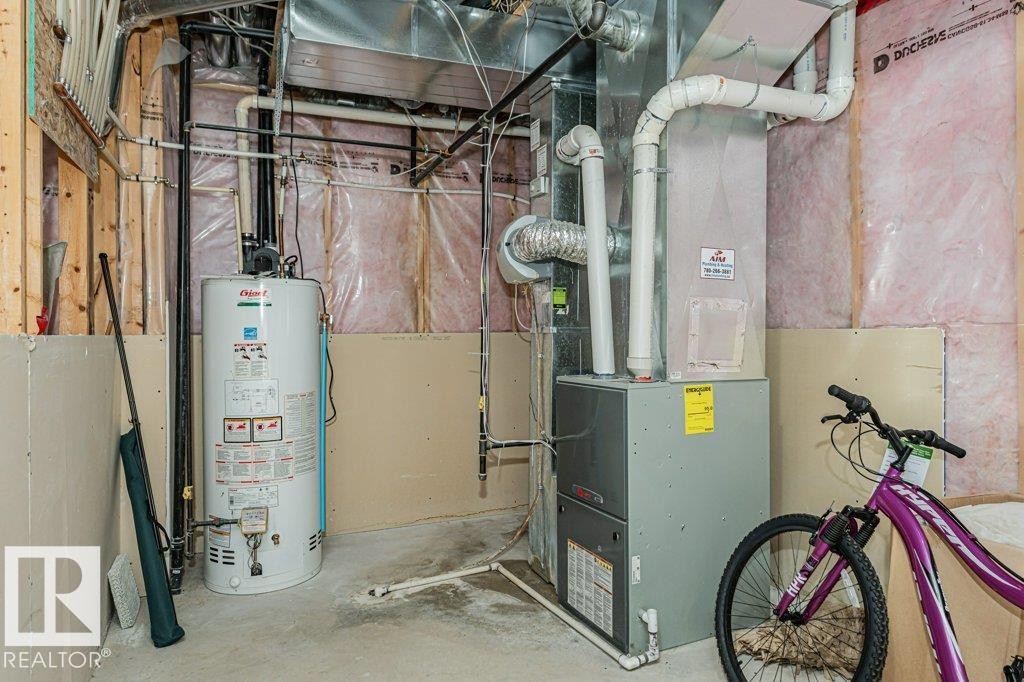 610 Albany Way, Edmonton, AB - Indoor Photo Showing Basement