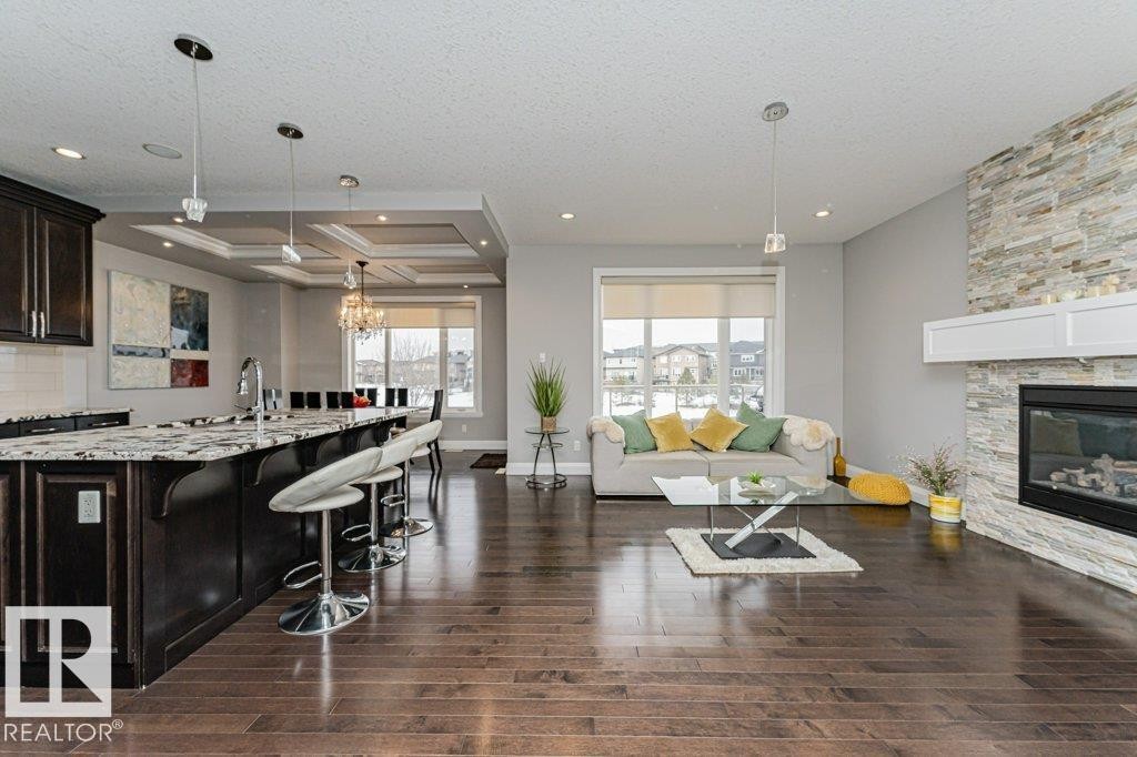 610 Albany Way, Edmonton, AB - Indoor With Fireplace