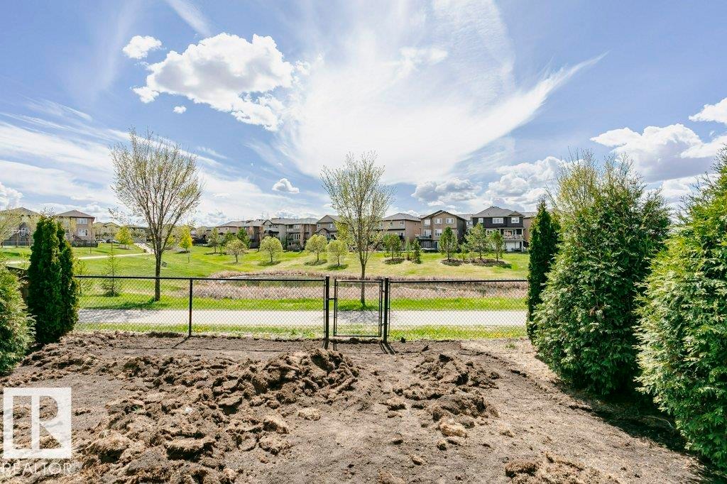 610 Albany Way, Edmonton, AB - Outdoor With View